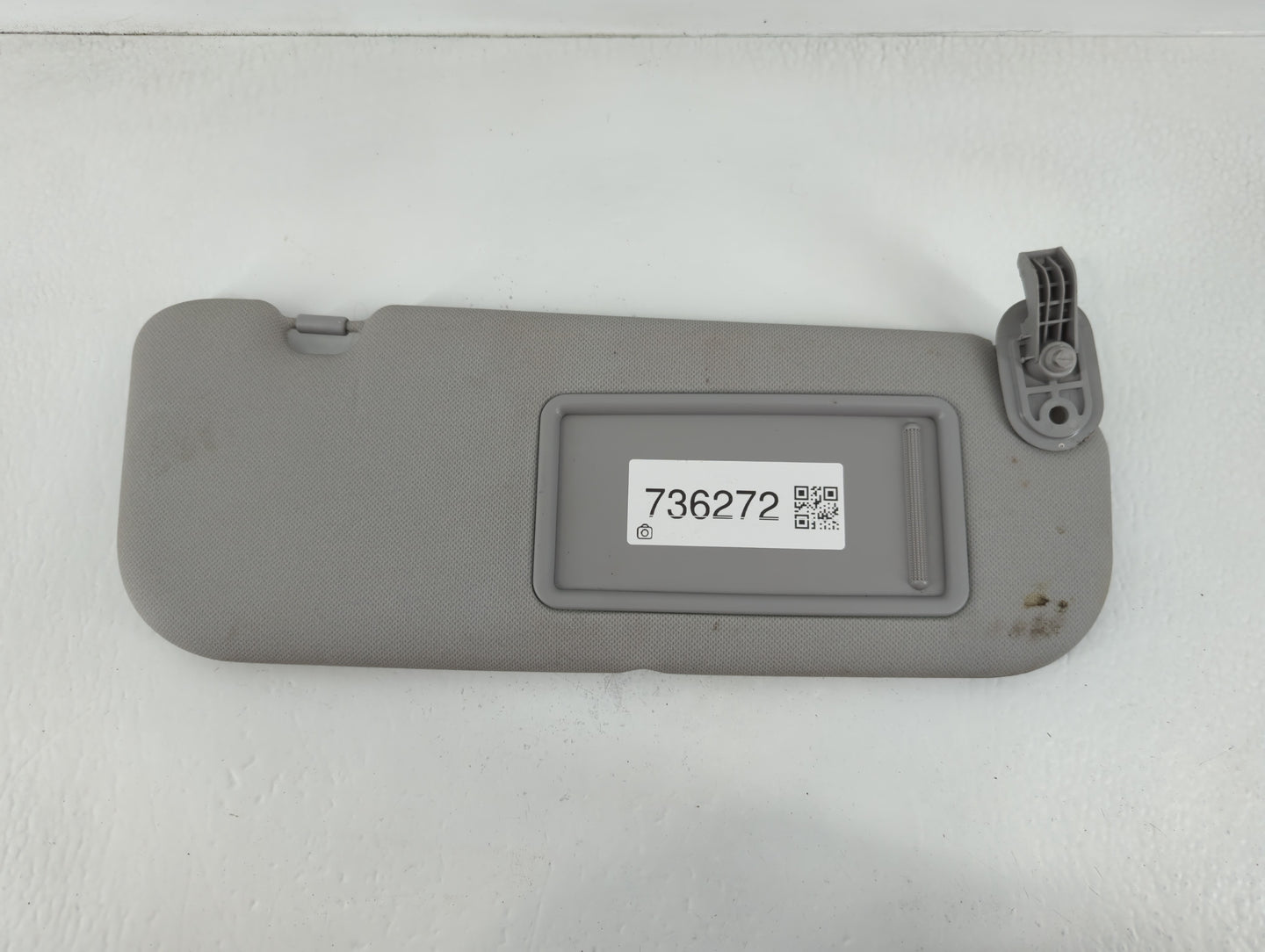 2014-2016 Hyundai Elantra Sun Visor Shade Replacement Passenger Right Mirror Fits Fits 2014 2015 2016 OEM Used Auto Parts - 