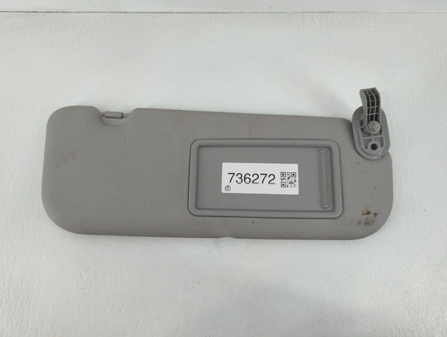 2014-2016 Hyundai Elantra Sun Visor Shade Replacement Passenger Right Mirror Fits Fits 2014 2015 2016 OEM Used Auto Parts - 