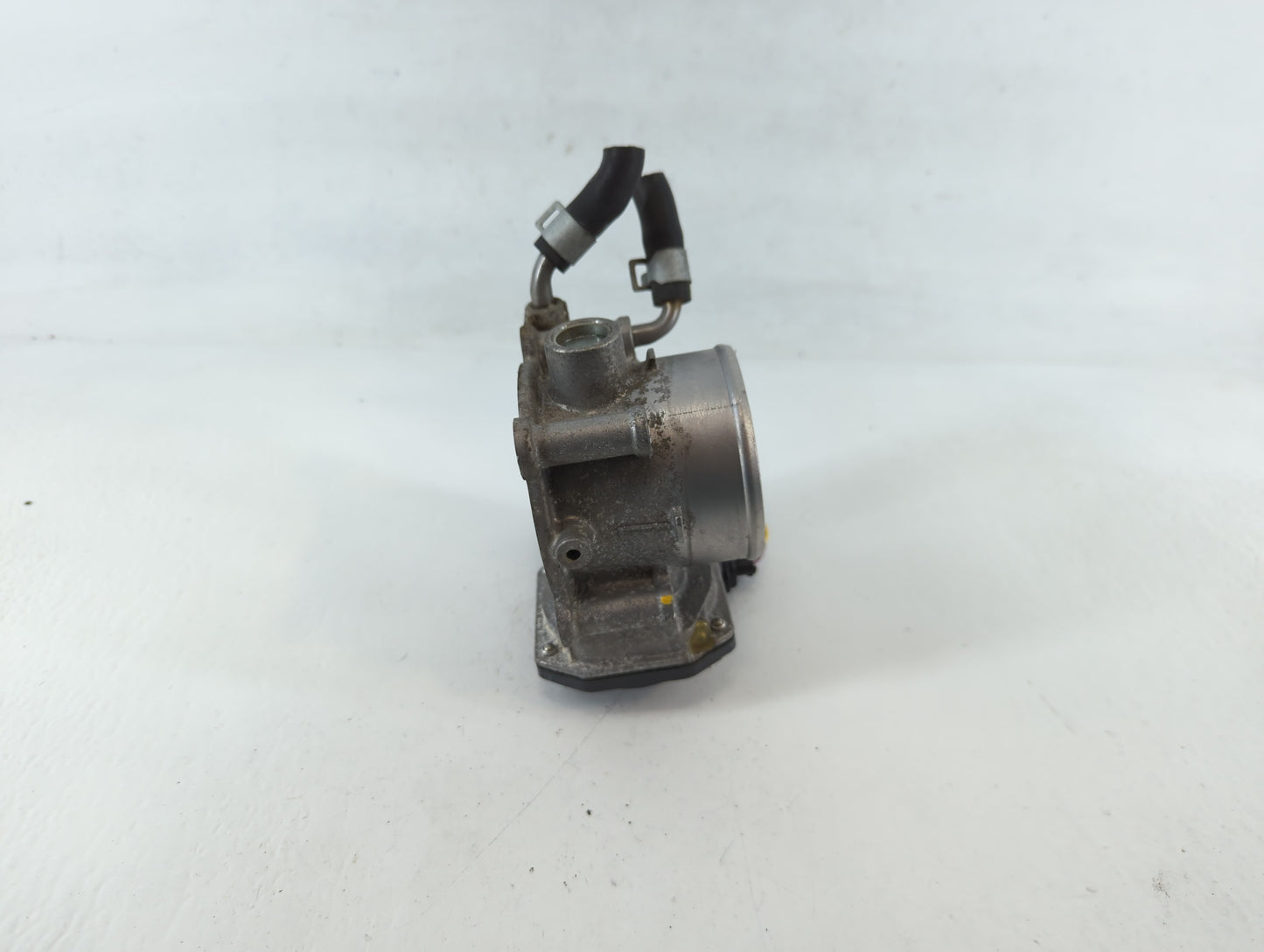 2011-2020 Hyundai Elantra Throttle Body P/N:35100-2E000 Fits Fits 2011 2012 2013 2014 2015 2016 2017 2018 2019 2020 2021 OEM