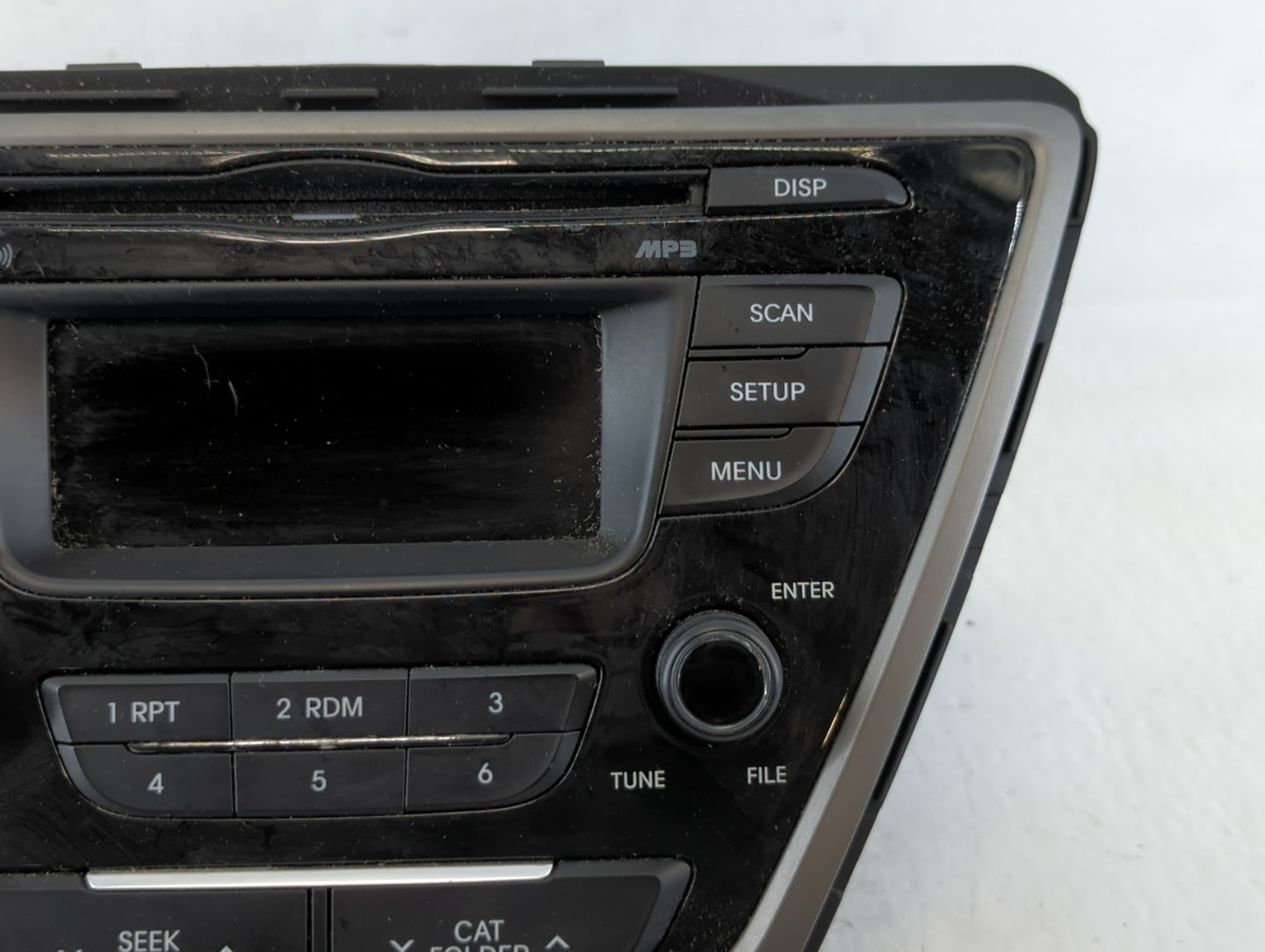 2014-2016 Hyundai Elantra Am Fm Cd Player Radio Receiver - Oemusedautoparts1.com