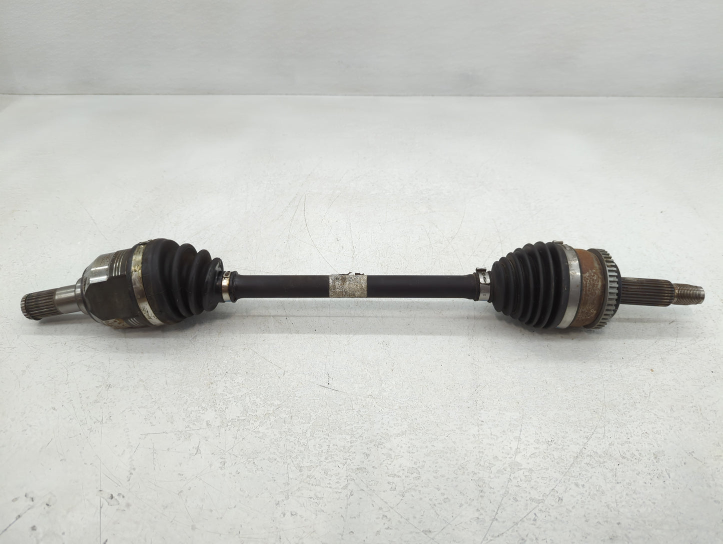 2014-2016 Hyundai Elantra Axle Shaft Front Driver Cv C/v - Oemusedautoparts1.com