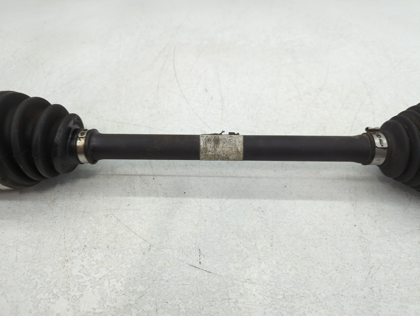 2014-2016 Hyundai Elantra Axle Shaft Front Driver Cv C/v - Oemusedautoparts1.com