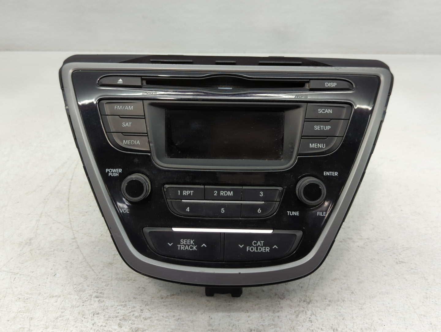 2014-2016 Hyundai Elantra Am Fm Cd Player Radio Receiver - Oemusedautoparts1.com