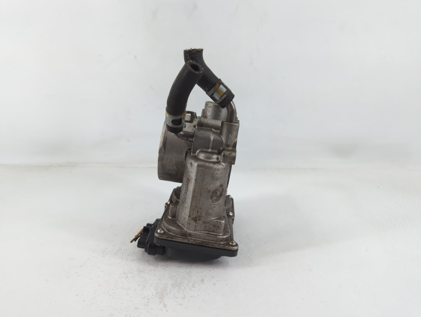 2011-2020 Hyundai Elantra Throttle Body P/N:35100-2E000 Fits Fits 2011 2012 2013 2014 2015 2016 2017 2018 2019 2020 2021 OEM