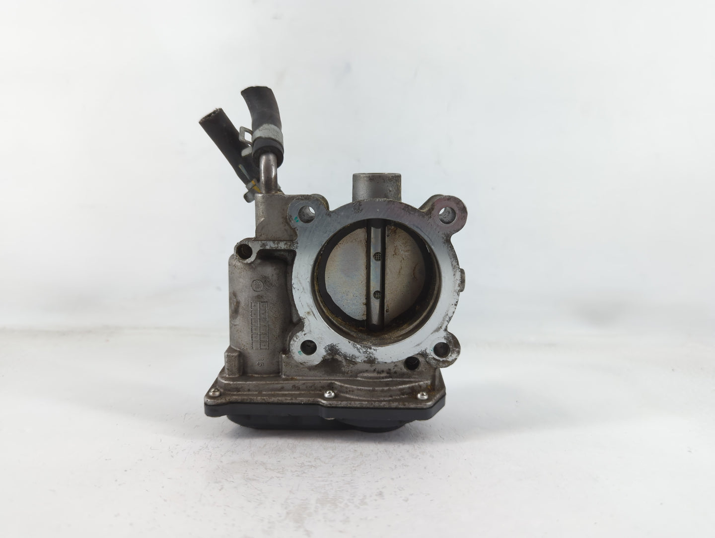 2011-2020 Hyundai Elantra Throttle Body P/N:35100-2E000 Fits Fits 2011 2012 2013 2014 2015 2016 2017 2018 2019 2020 2021 OEM