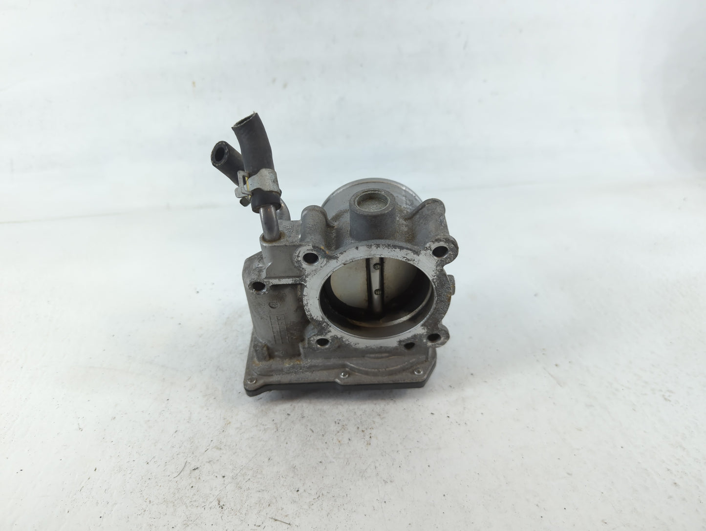 2011-2020 Hyundai Elantra Throttle Body P/N:35100-2E000 Fits Fits 2011 2012 2013 2014 2015 2016 2017 2018 2019 2020 2021 OEM