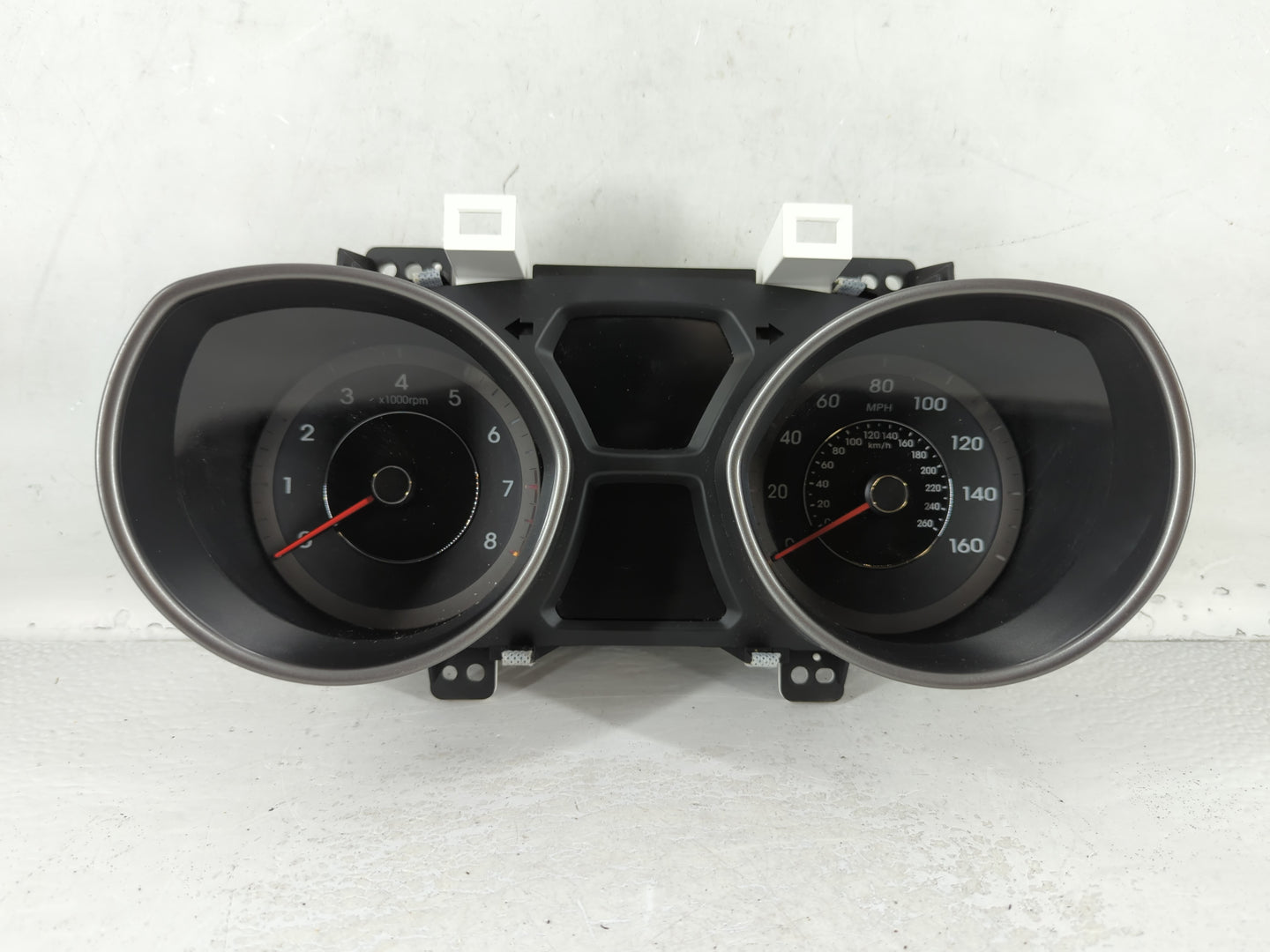 2014-2016 Hyundai Elantra Instrument Cluster Speedometer Gauges P/N:94004-3Y010 Fits Fits 2014 2015 2016 OEM Used Auto Parts