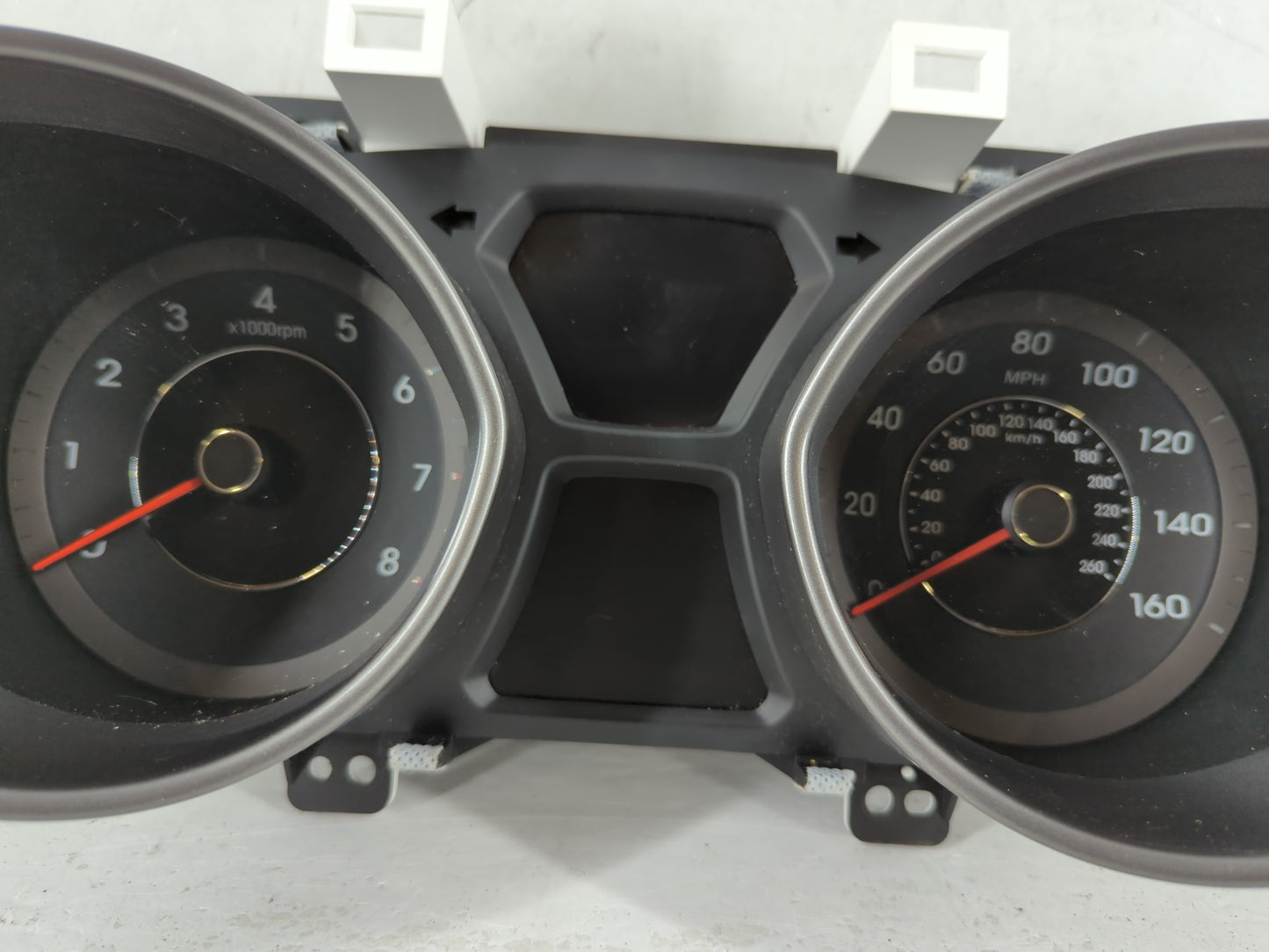 2014-2016 Hyundai Elantra Instrument Cluster Speedometer Gauges P/N:94004-3Y010 Fits Fits 2014 2015 2016 OEM Used Auto Parts