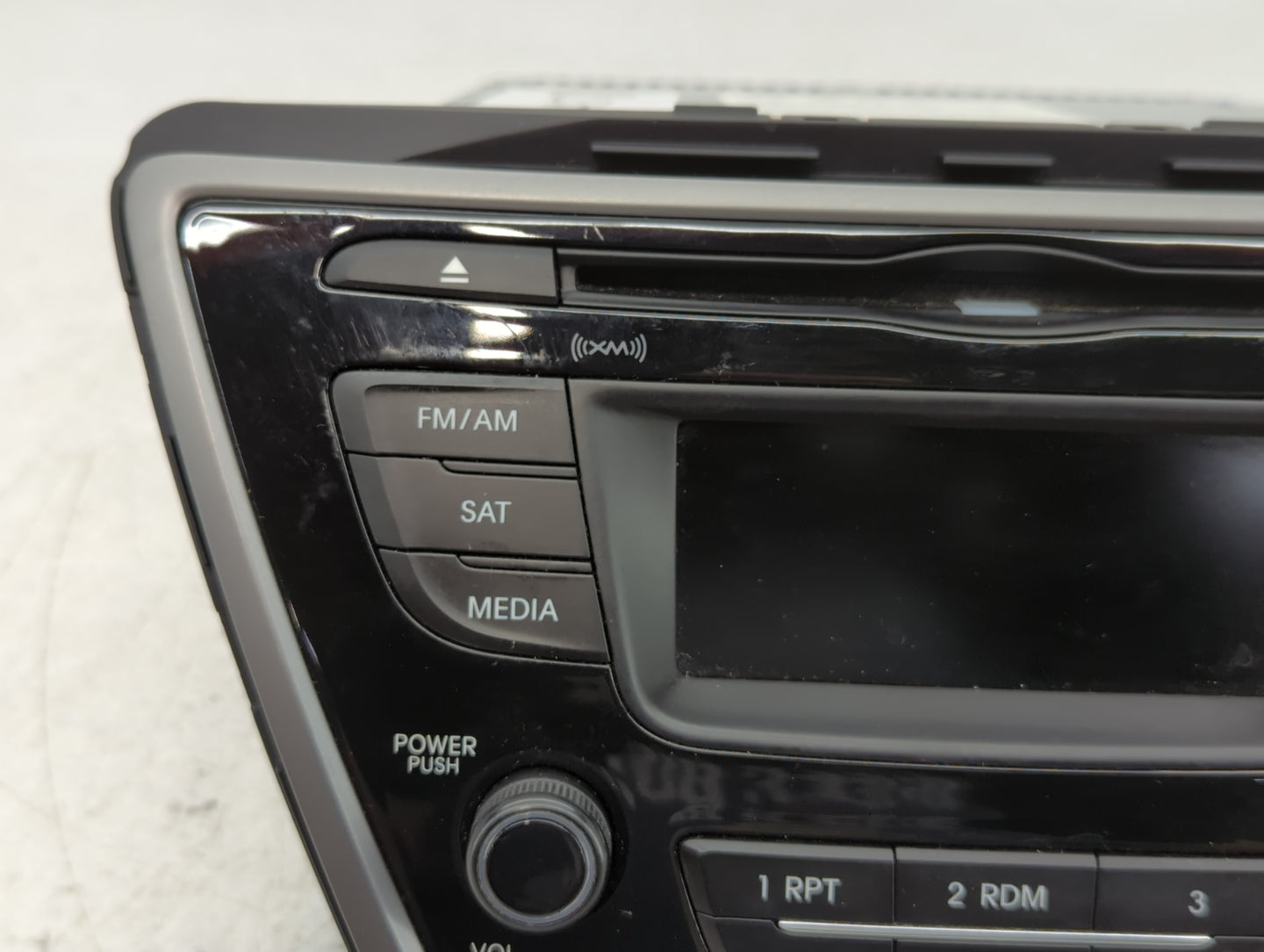 2014-2016 Hyundai Elantra Radio AM FM Cd Player Receiver Replacement P/N:96170-3X156GU Fits Fits 2014 2015 2016 OEM Used Aut