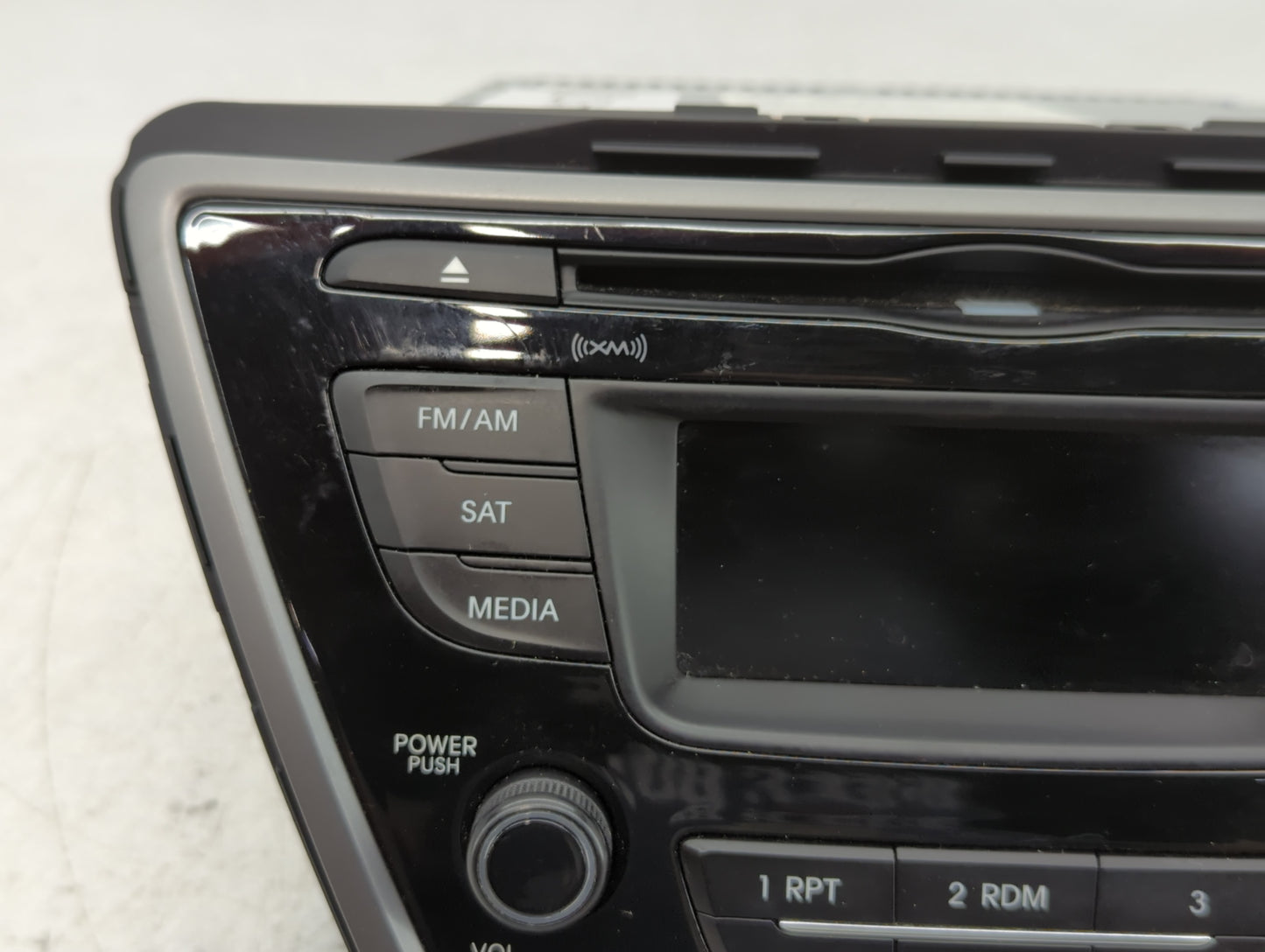 2014-2016 Hyundai Elantra Radio AM FM Cd Player Receiver Replacement P/N:96170-3X156GU Fits Fits 2014 2015 2016 OEM Used Aut