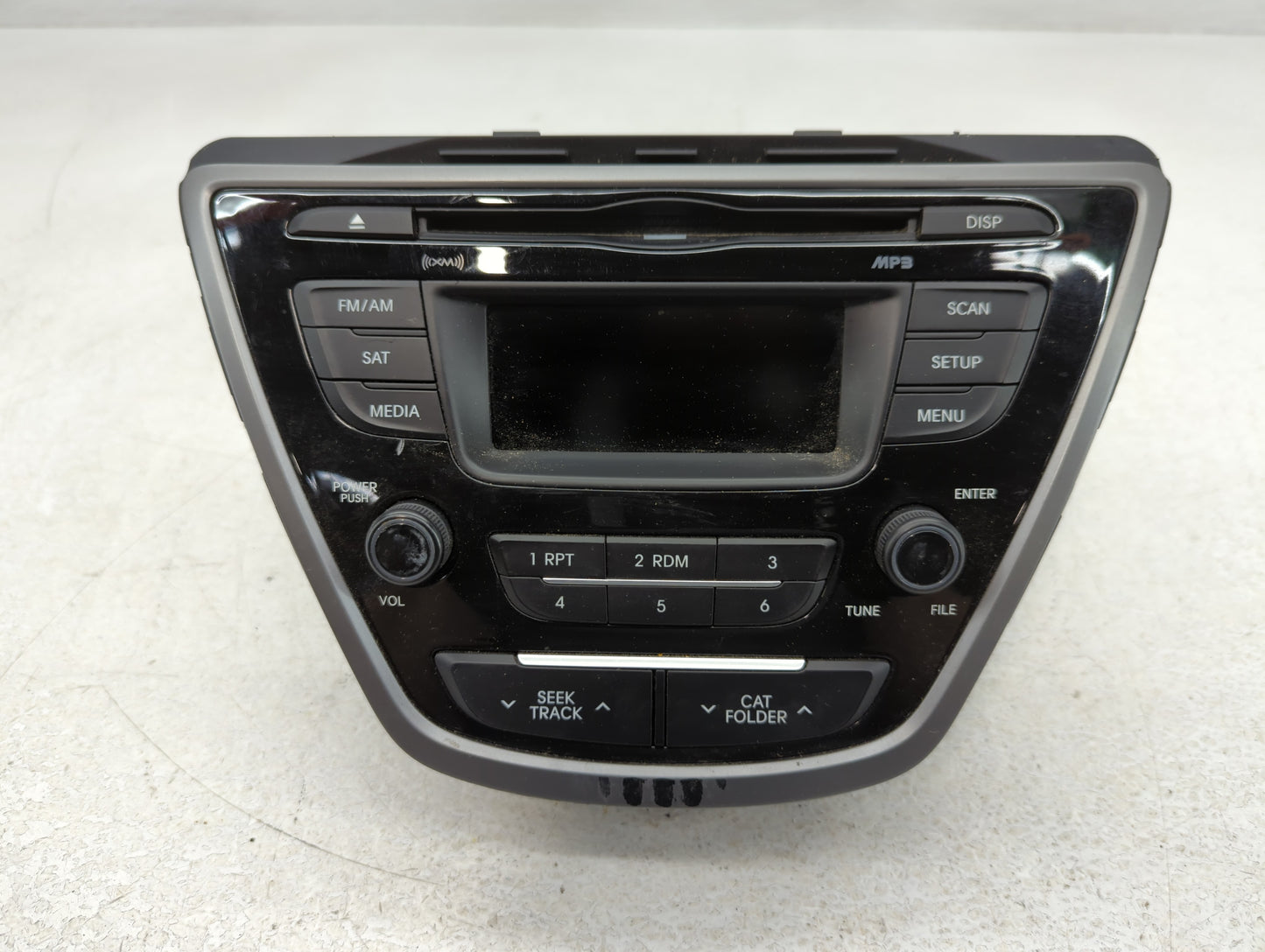 2014-2016 Hyundai Elantra Am Fm Cd Player Radio Receiver - Oemusedautoparts1.com