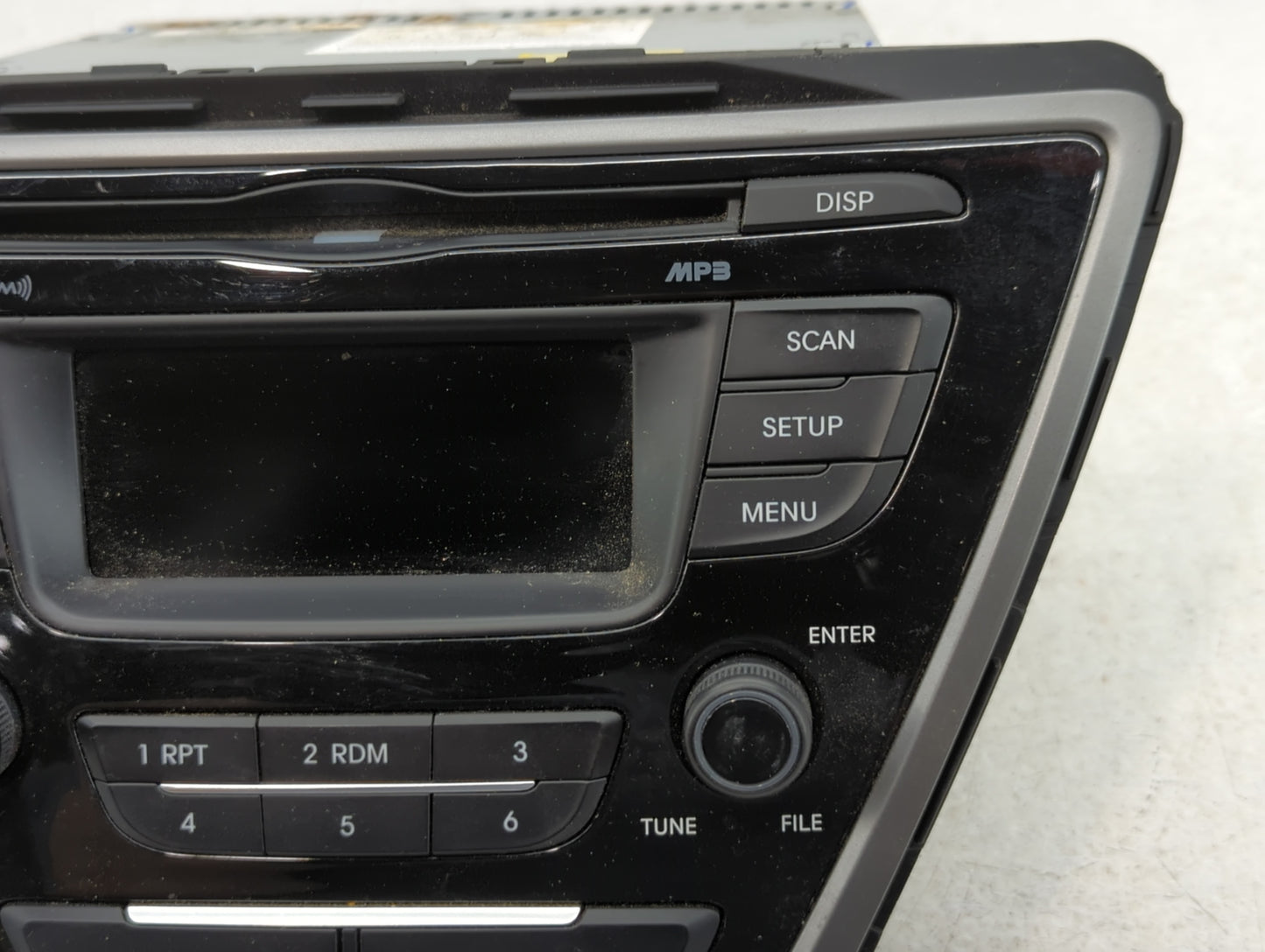 2014-2016 Hyundai Elantra Am Fm Cd Player Radio Receiver - Oemusedautoparts1.com