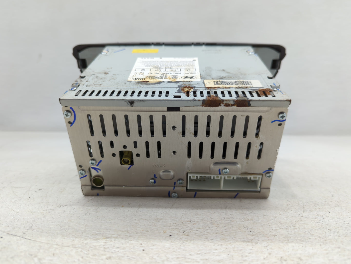 2014-2016 Hyundai Elantra Am Fm Cd Player Radio Receiver - Oemusedautoparts1.com