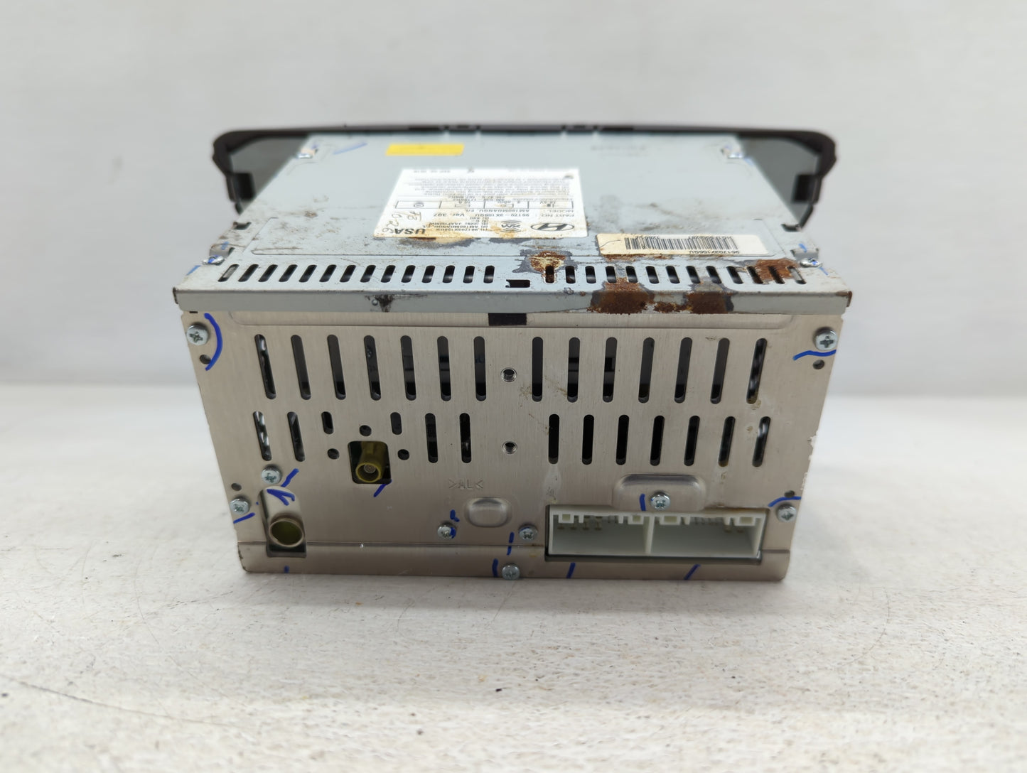 2014-2016 Hyundai Elantra Am Fm Cd Player Radio Receiver - Oemusedautoparts1.com