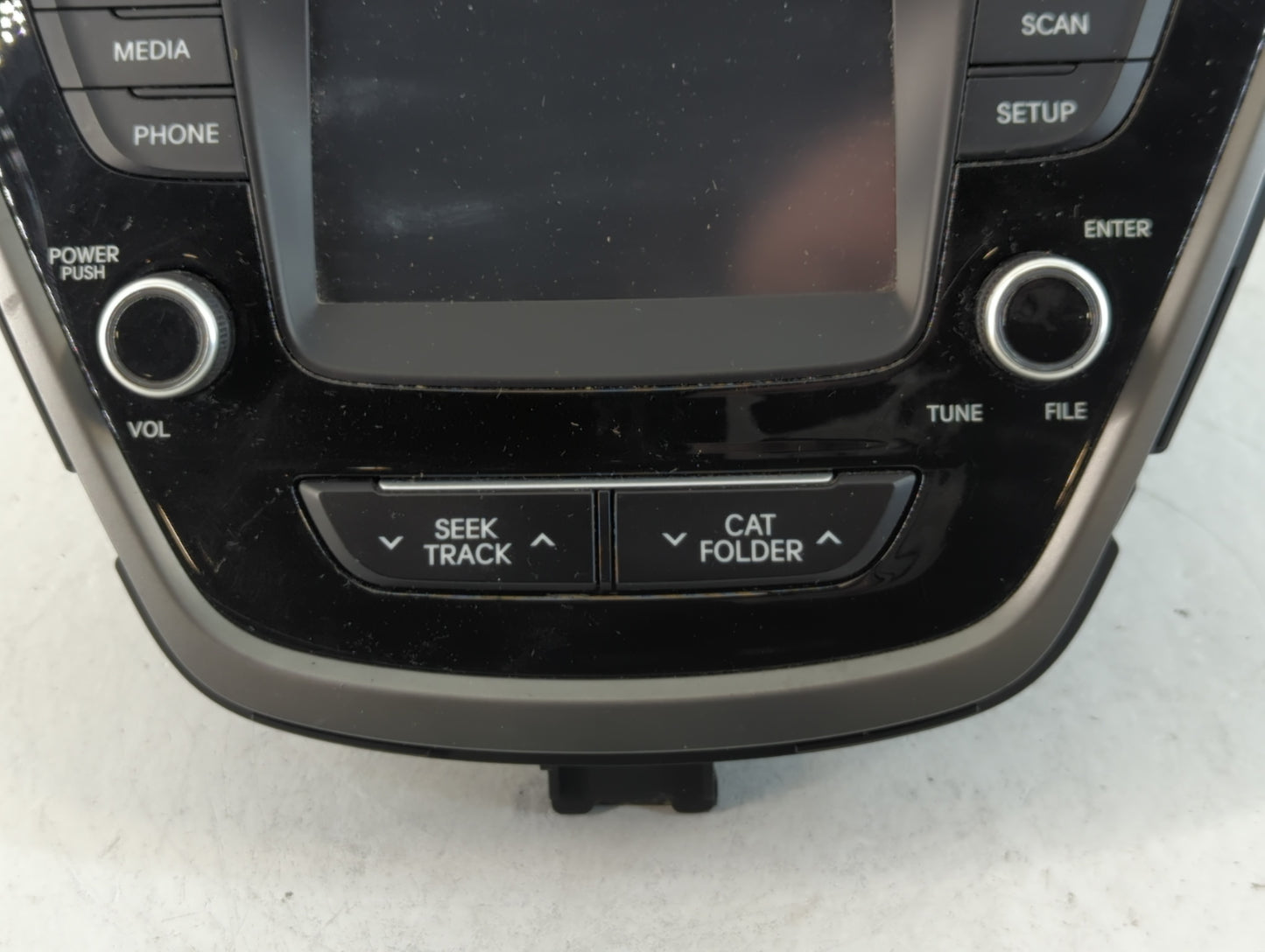 2014-2016 Hyundai Elantra Am Fm Cd Player Radio Receiver - Oemusedautoparts1.com