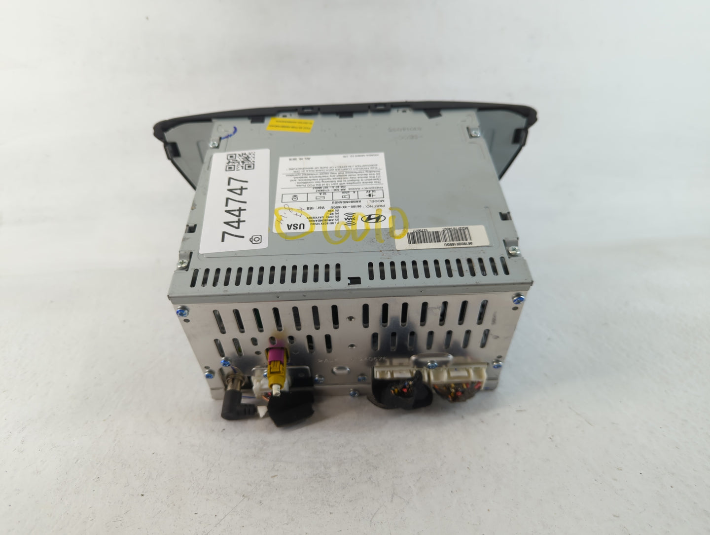 2014-2016 Hyundai Elantra Am Fm Cd Player Radio Receiver - Oemusedautoparts1.com