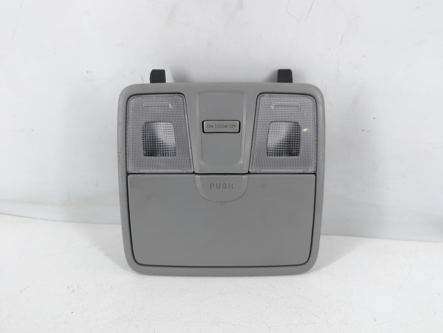 2016 Hyundai Elantra Overhead Roof Console - Oemusedautoparts1.com