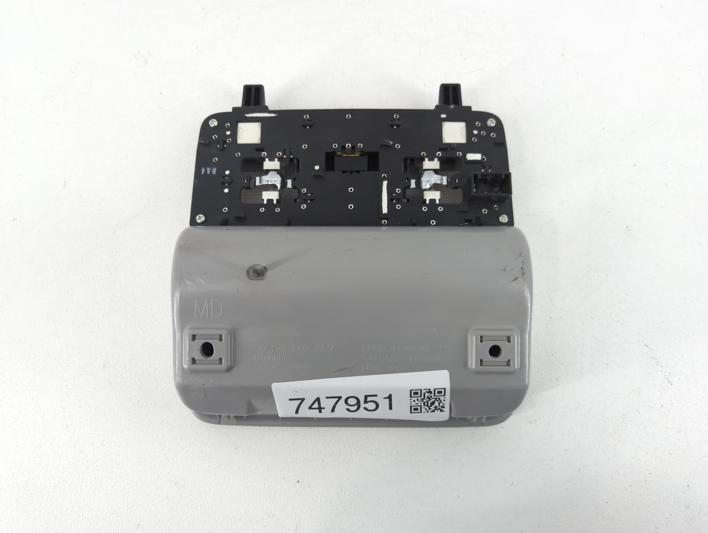 2016 Hyundai Elantra Overhead Roof Console - Oemusedautoparts1.com