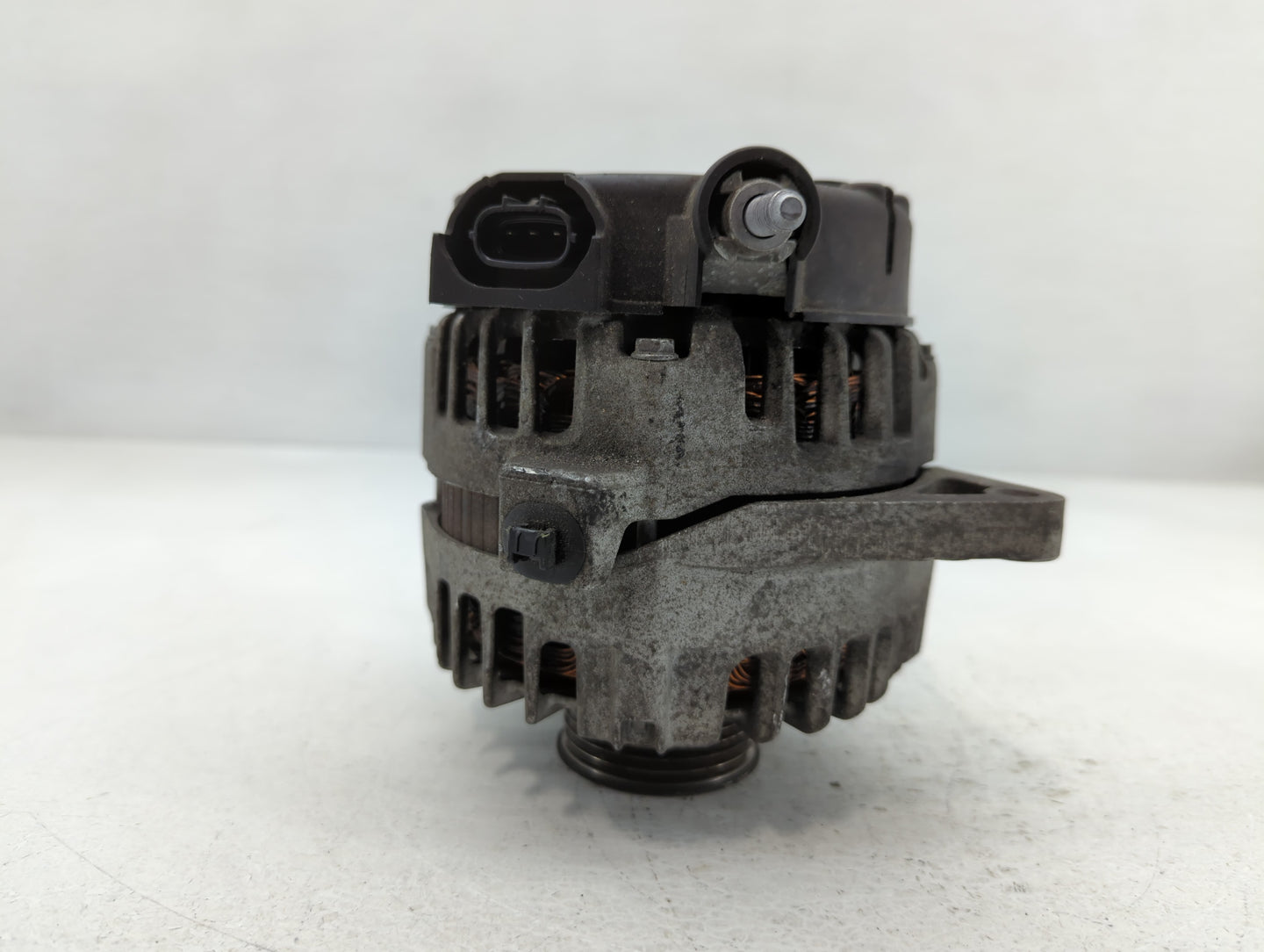 2014-2016 Hyundai Elantra Alternator Replacement Generator Charging Assembly Engine OEM P/N:8400367 37300-2E720 Fits OEM Use