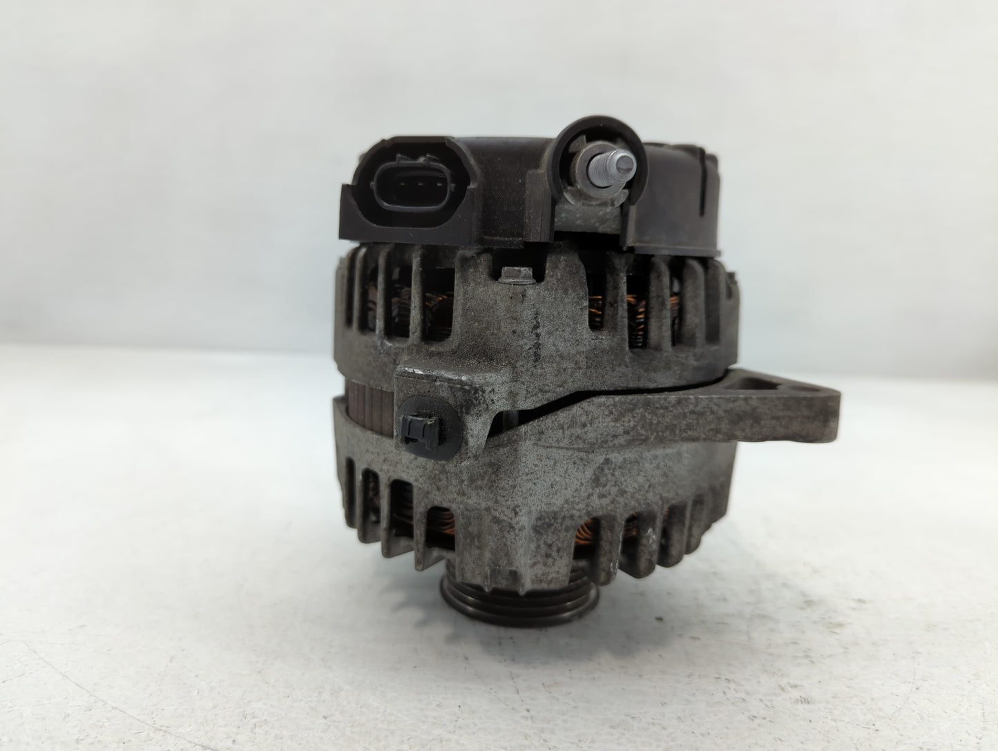 2014-2016 Hyundai Elantra Alternator Replacement Generator Charging Assembly Engine OEM P/N:8400367 37300-2E720 Fits OEM Use