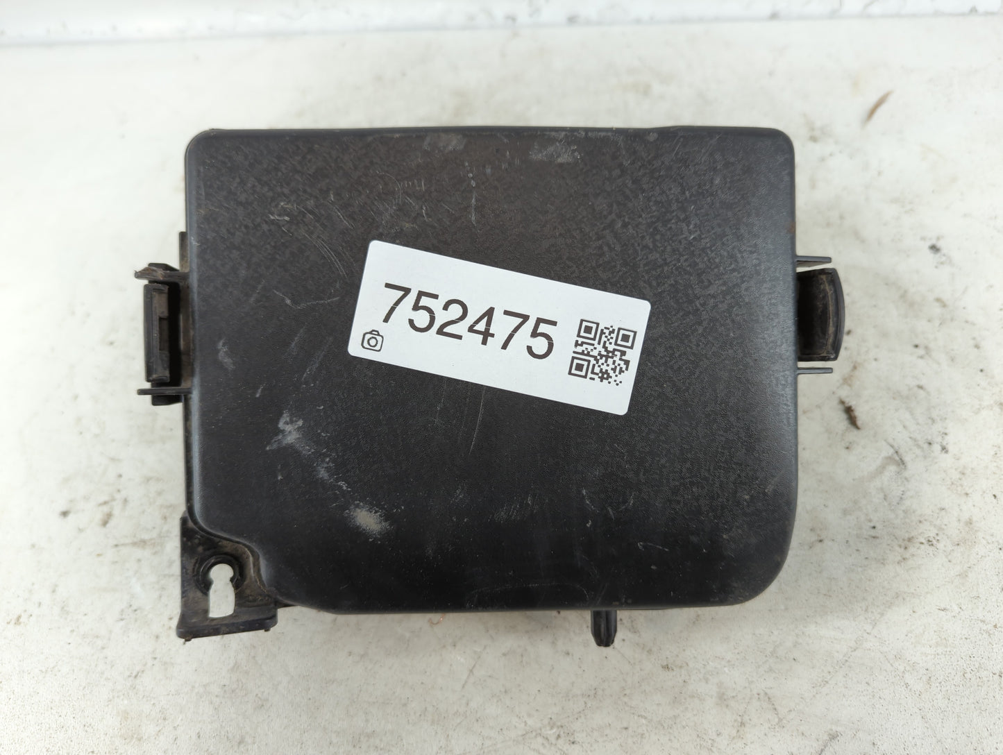 2014-2016 Hyundai Elantra Fusebox Fuse Box Panel Relay Module P/N:91266 3X100A Fits Fits 2014 2015 2016 OEM Used Auto Parts 