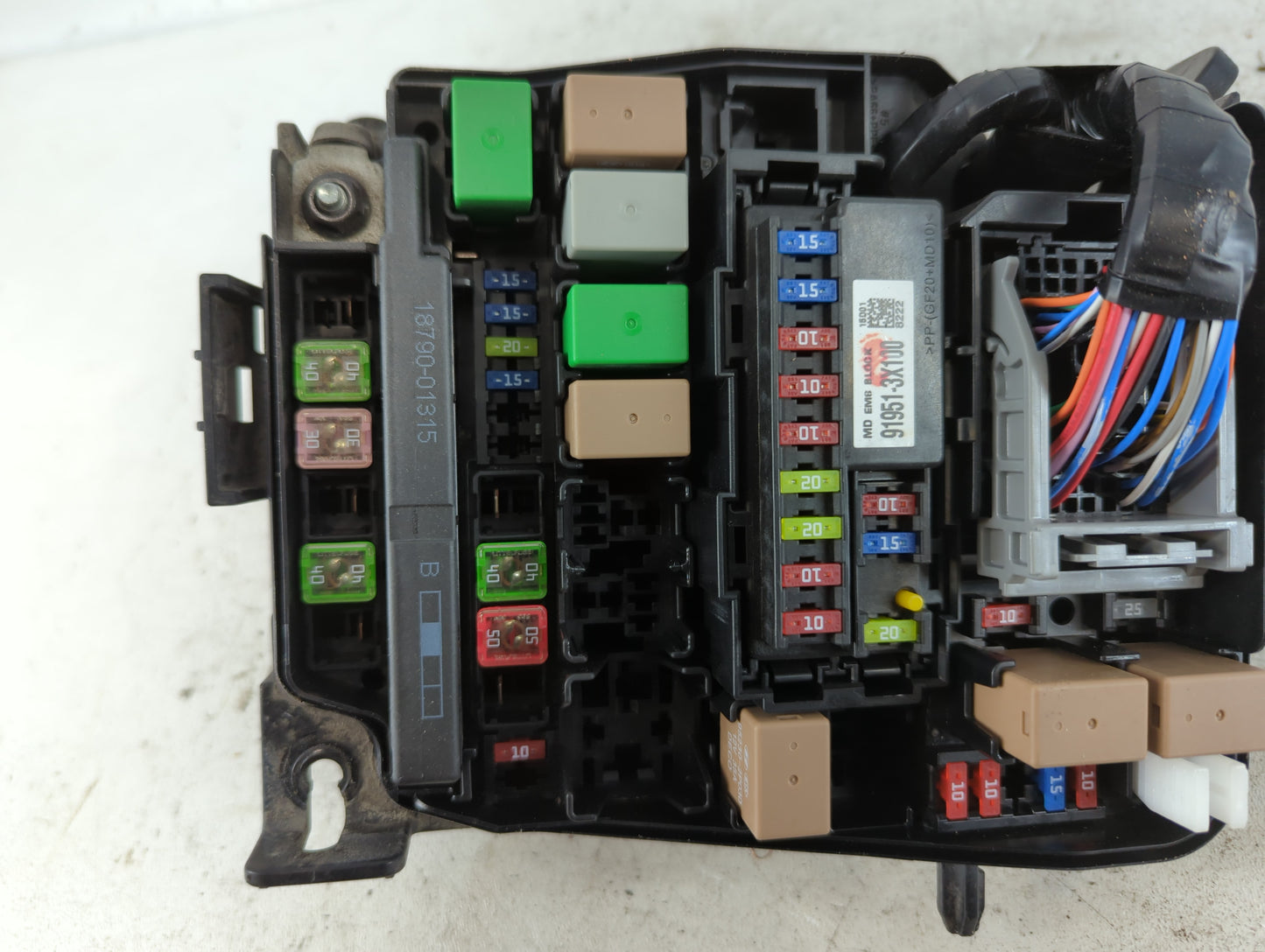 2014-2016 Hyundai Elantra Fusebox Fuse Box Panel Relay Module P/N:91266 3X100A Fits Fits 2014 2015 2016 OEM Used Auto Parts 