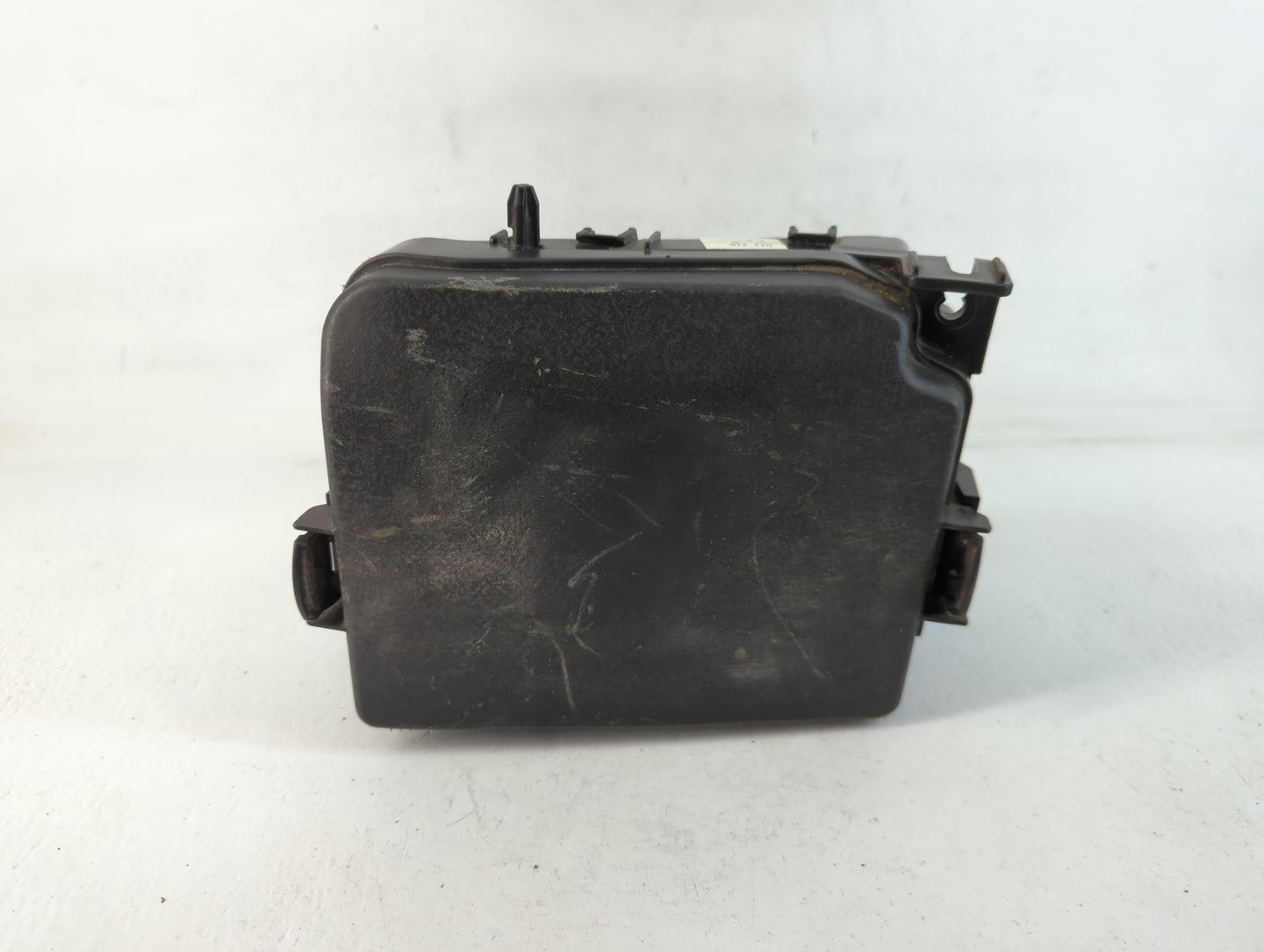 2014-2016 Hyundai Elantra Fusebox Fuse Box Panel Relay Module P/N:VS912013Y060UA Fits Fits 2014 2015 2016 OEM Used Auto Part