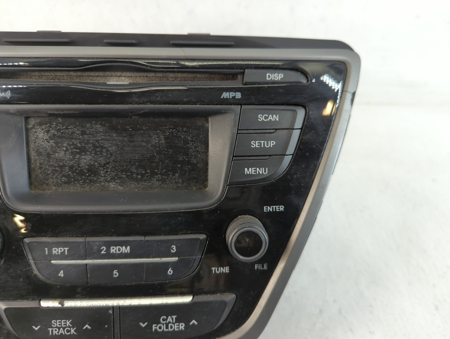 2014-2016 Hyundai Elantra Am Fm Cd Player Radio Receiver - Oemusedautoparts1.com
