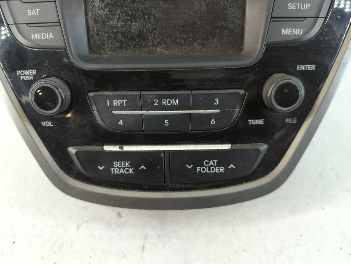 2014-2016 Hyundai Elantra Am Fm Cd Player Radio Receiver 754616 - Oemusedautoparts1.com