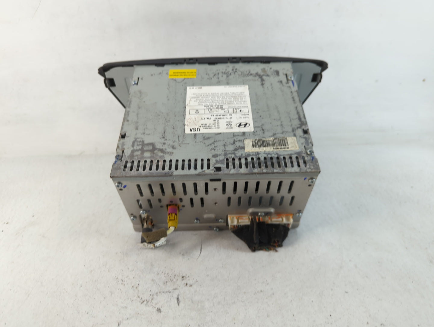 2014-2016 Hyundai Elantra Am Fm Cd Player Radio Receiver - Oemusedautoparts1.com