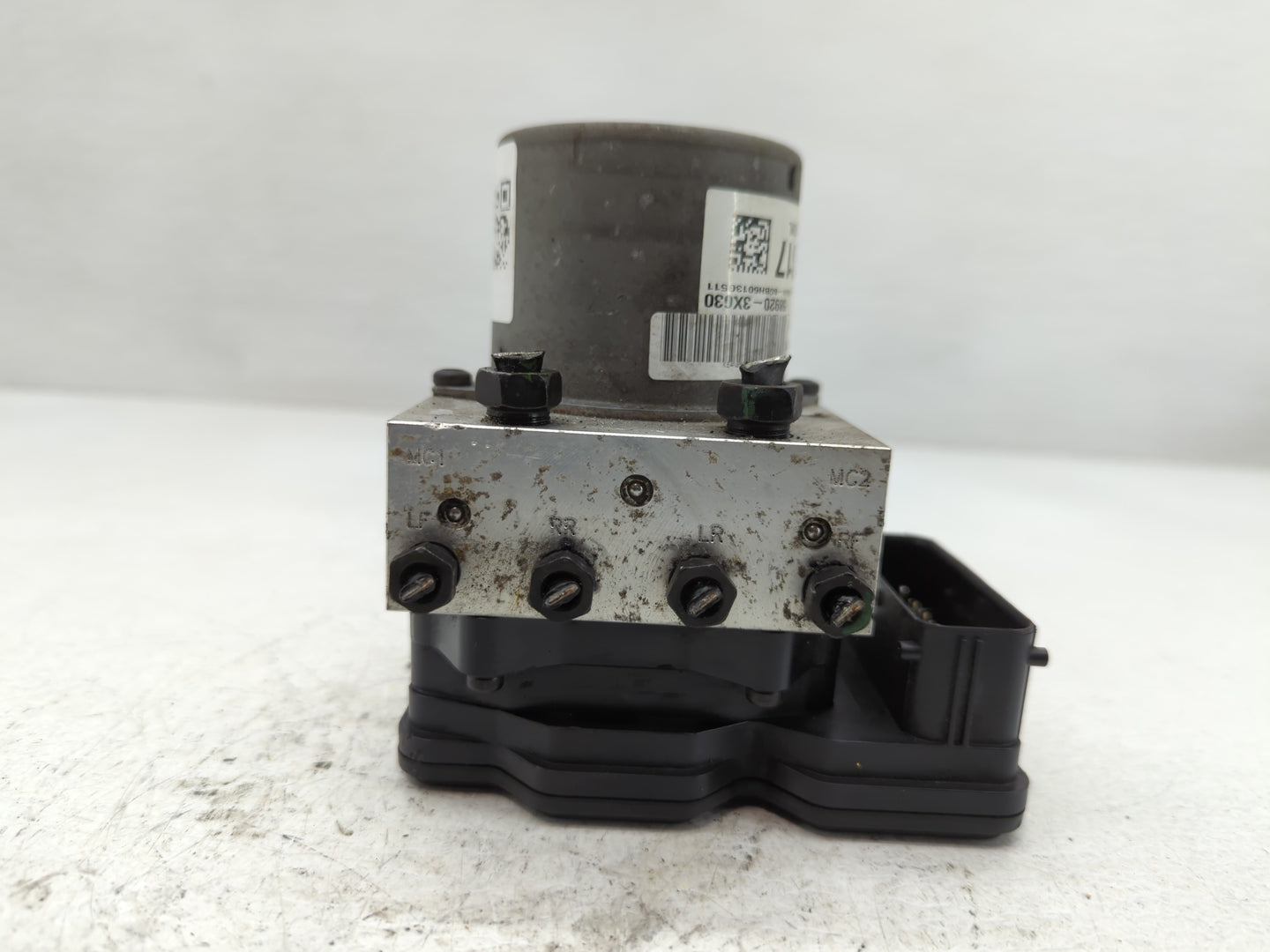 2014-2016 Hyundai Elantra ABS Pump Control Module Replacement P/N:58920-3X630 Fits Fits 2014 2015 2016 OEM Used Auto Parts -