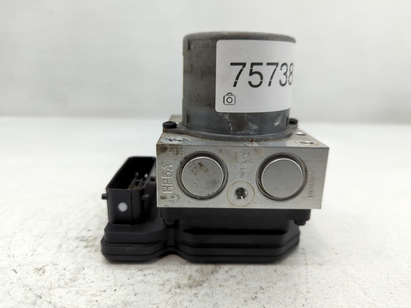 2014-2016 Hyundai Elantra ABS Pump Control Module Replacement P/N:58920-3X630 Fits Fits 2014 2015 2016 OEM Used Auto Parts -