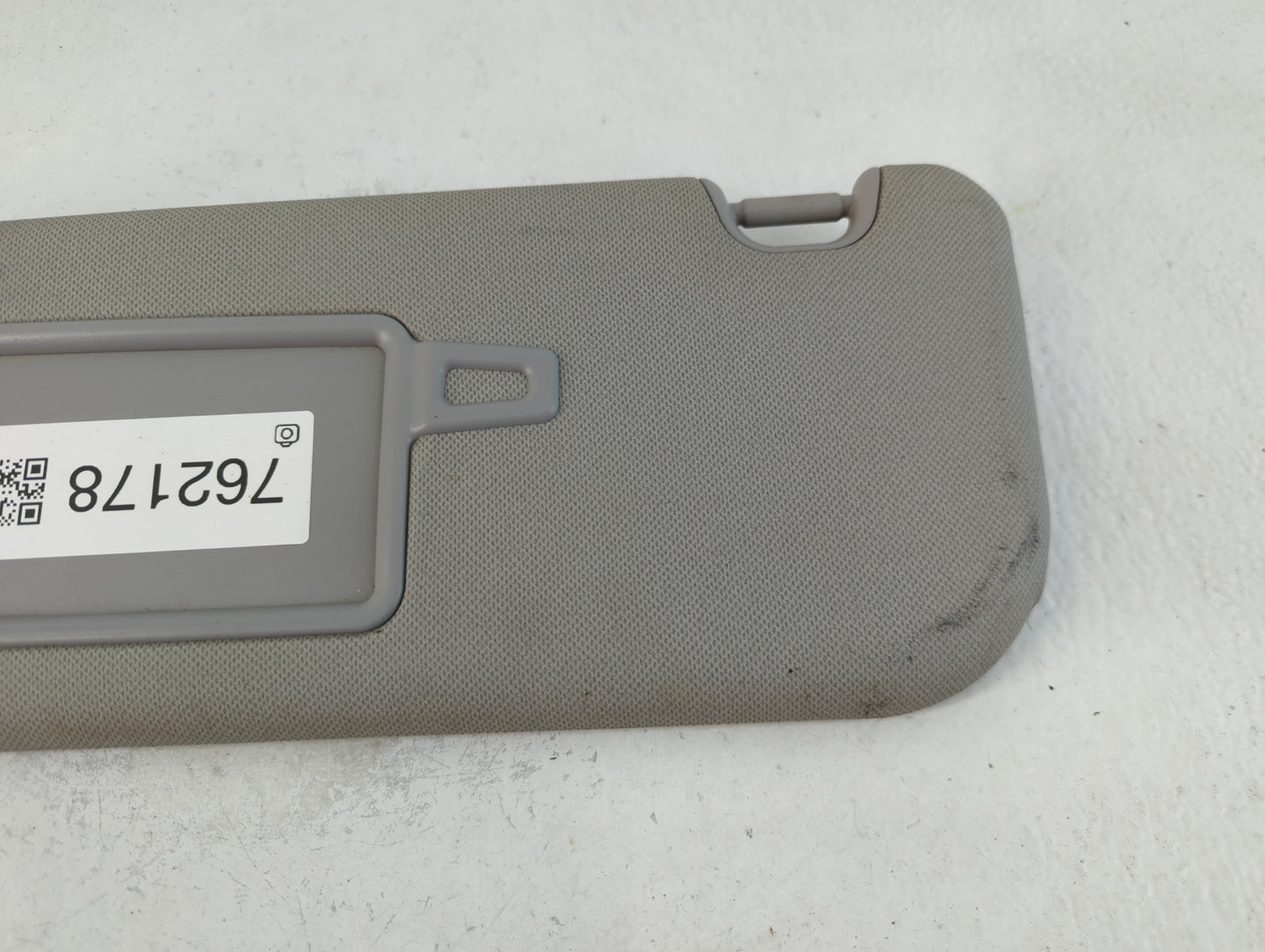 2013-2017 Hyundai Elantra Sun Visor Shade Replacement Driver Left Mirror Fits Fits 2013 2014 2015 2016 2017 OEM Used Auto Pa