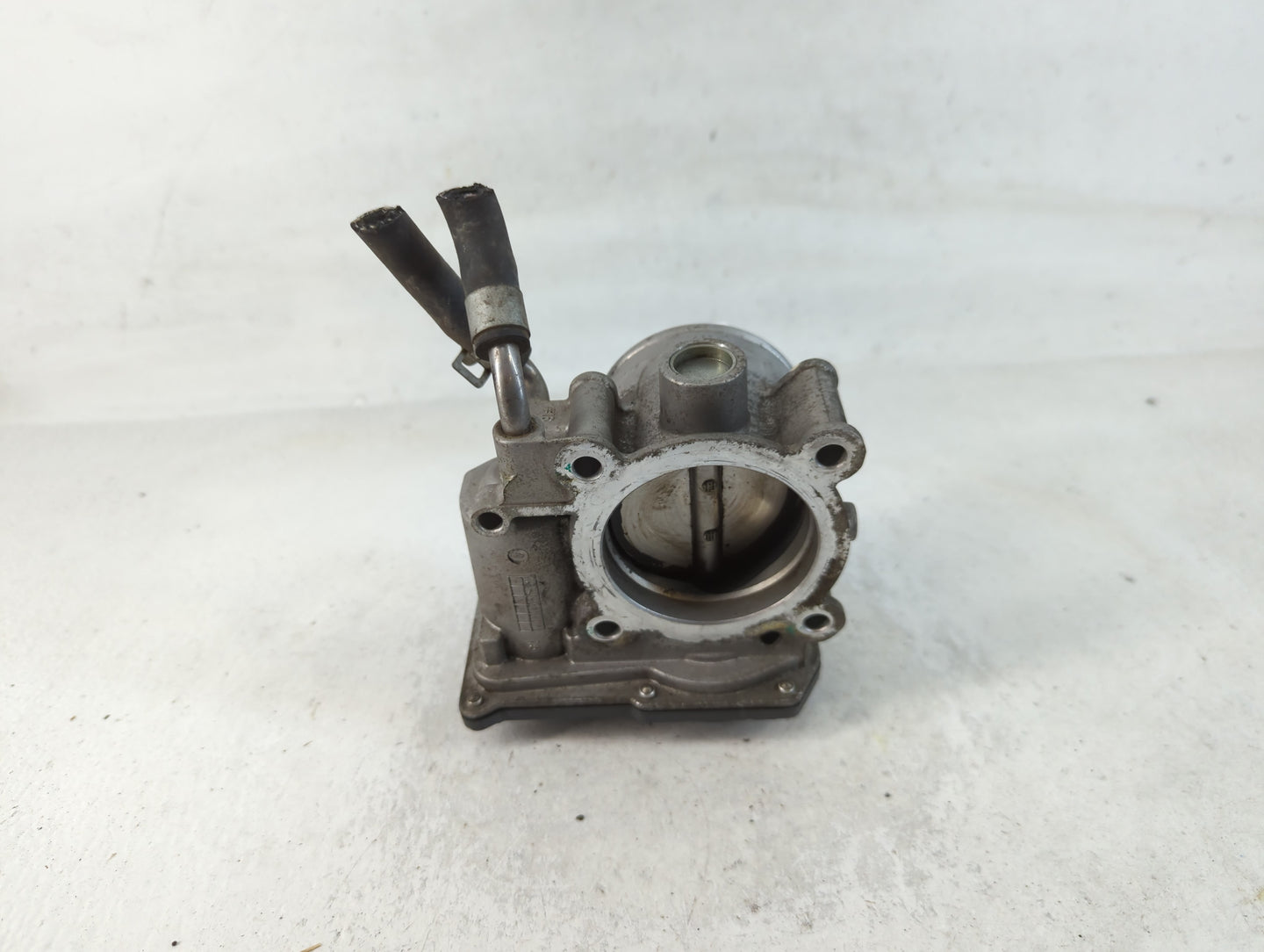 2011-2020 Hyundai Elantra Throttle Body P/N:35100-2E000 Fits Fits 2011 2012 2013 2014 2015 2016 2017 2018 2019 2020 2021 OEM