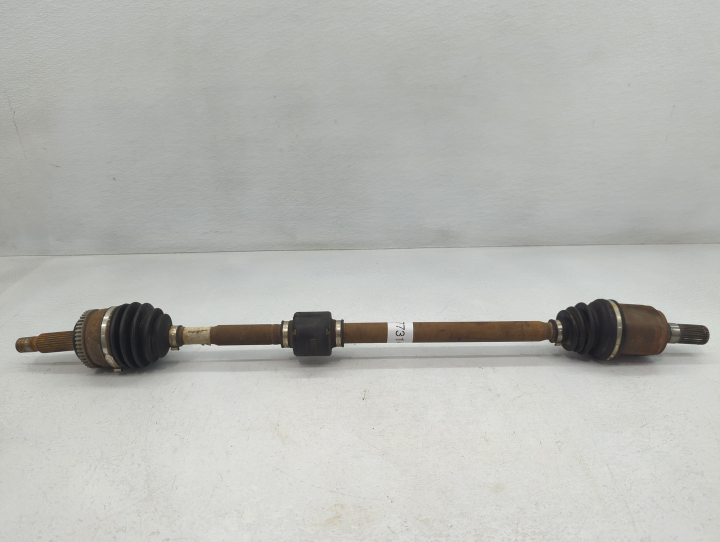 2011-2016 Hyundai Elantra Axle Shaft Front Driver Cv C/v - Oemusedautoparts1.com