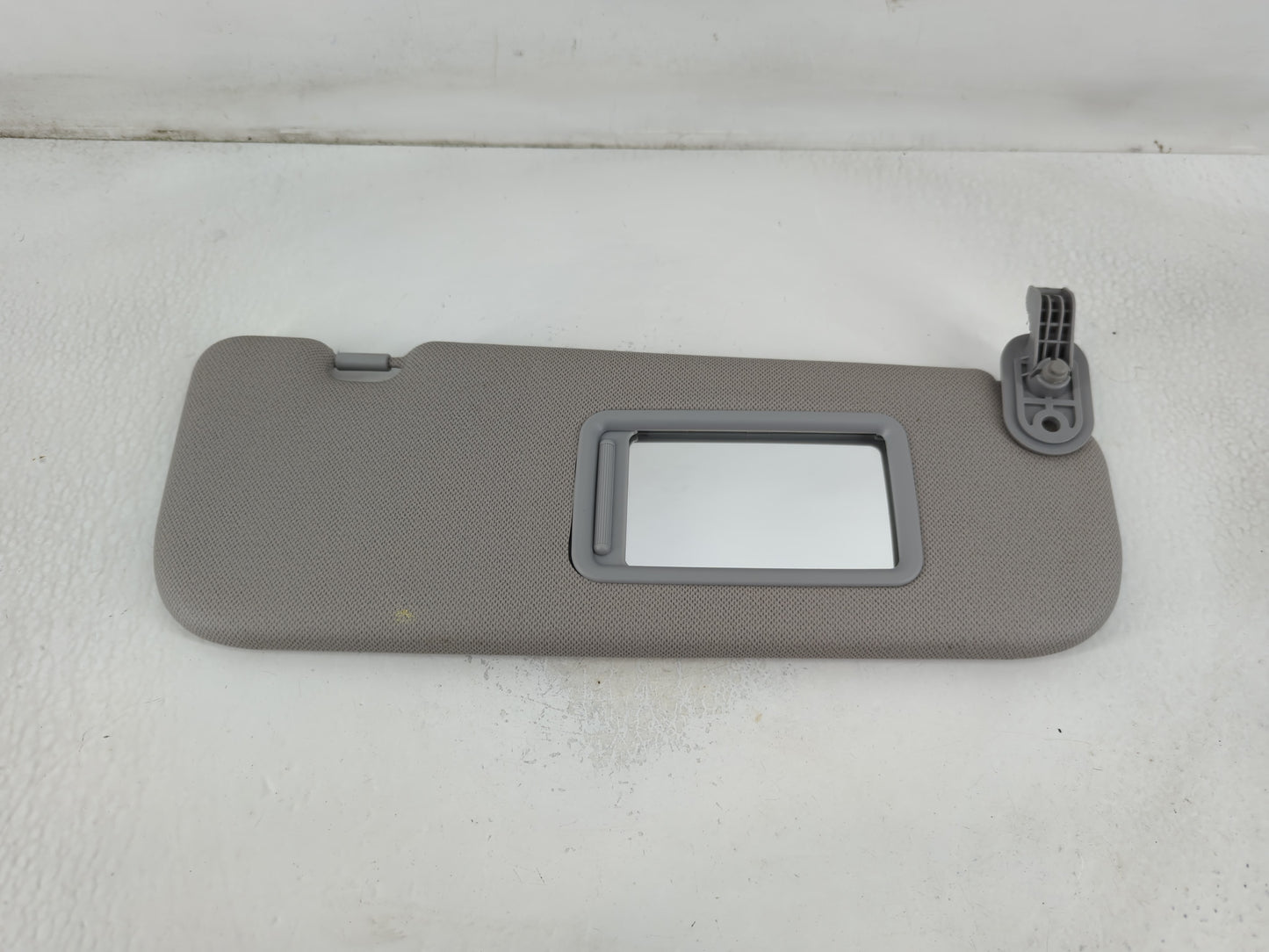 2014-2016 Hyundai Elantra Sun Visor Shade Replacement Passenger Right Mirror Fits Fits 2014 2015 2016 OEM Used Auto Parts - 