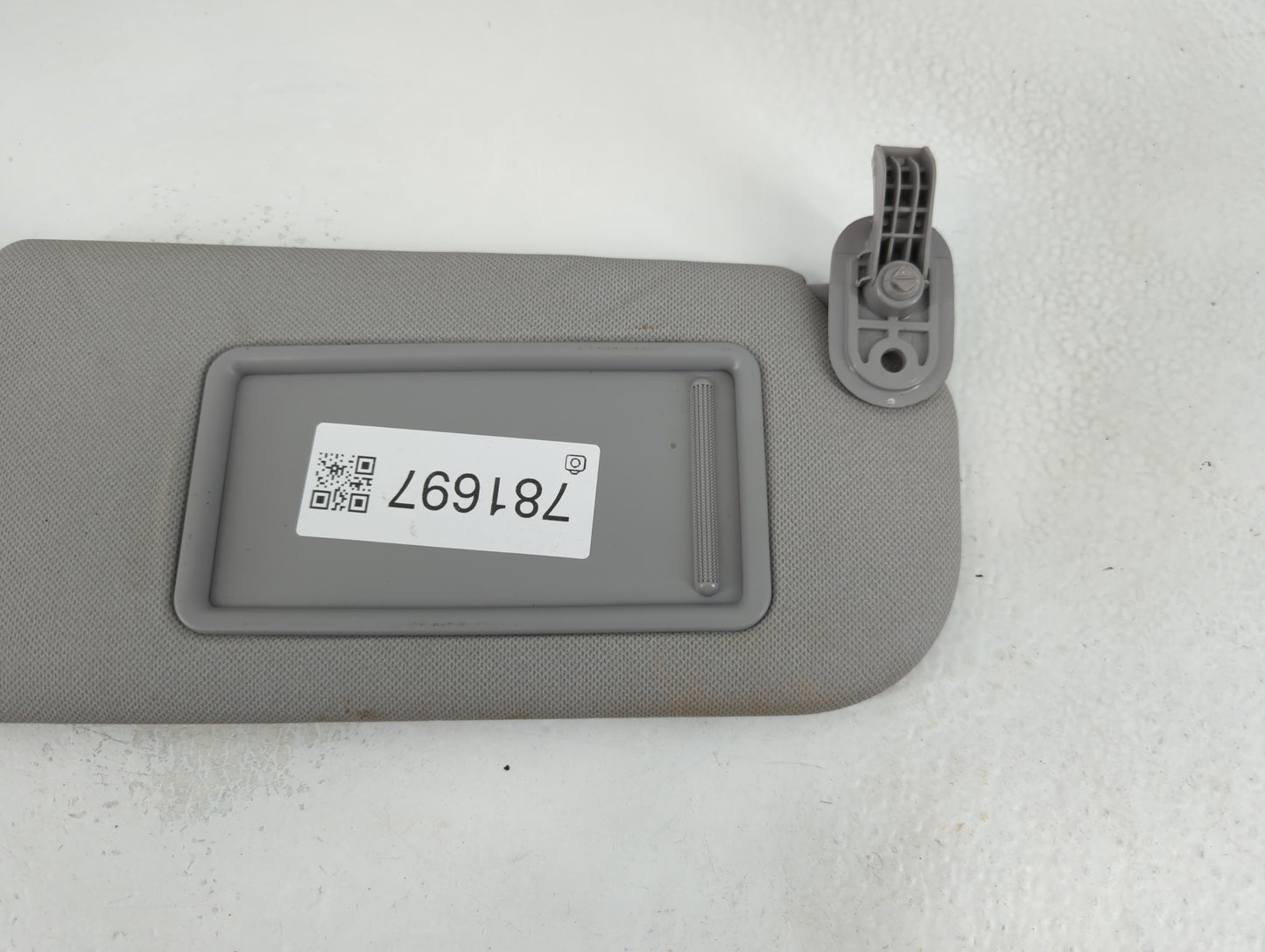 2014-2016 Hyundai Elantra Sun Visor Shade Replacement Passenger Right Mirror Fits Fits 2014 2015 2016 OEM Used Auto Parts - 