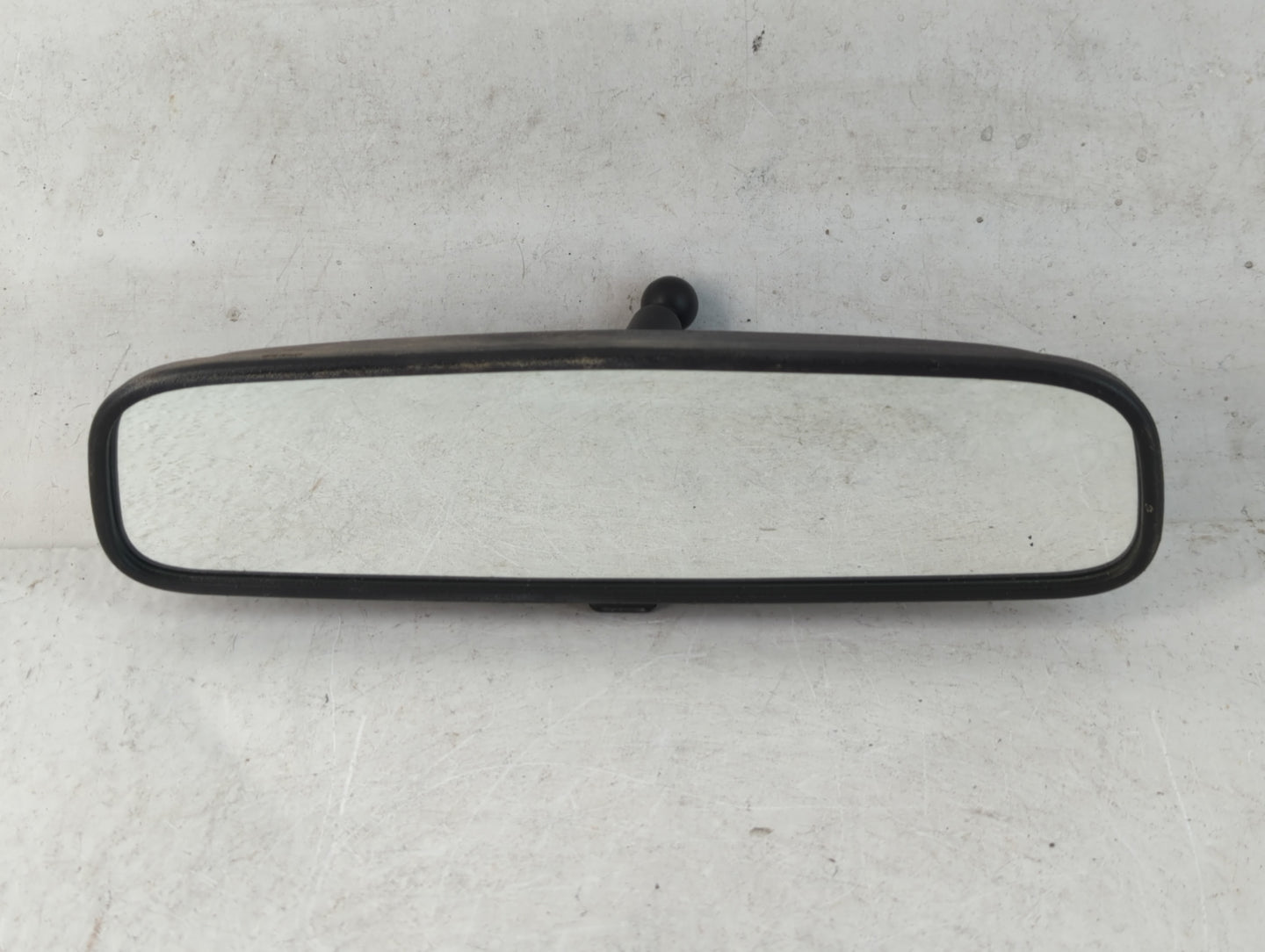 2013-2020 Hyundai Elantra Interior Rear View Mirror Replacement OEM P/N:E4012143 Fits OEM Used Auto Parts - Oemusedautoparts