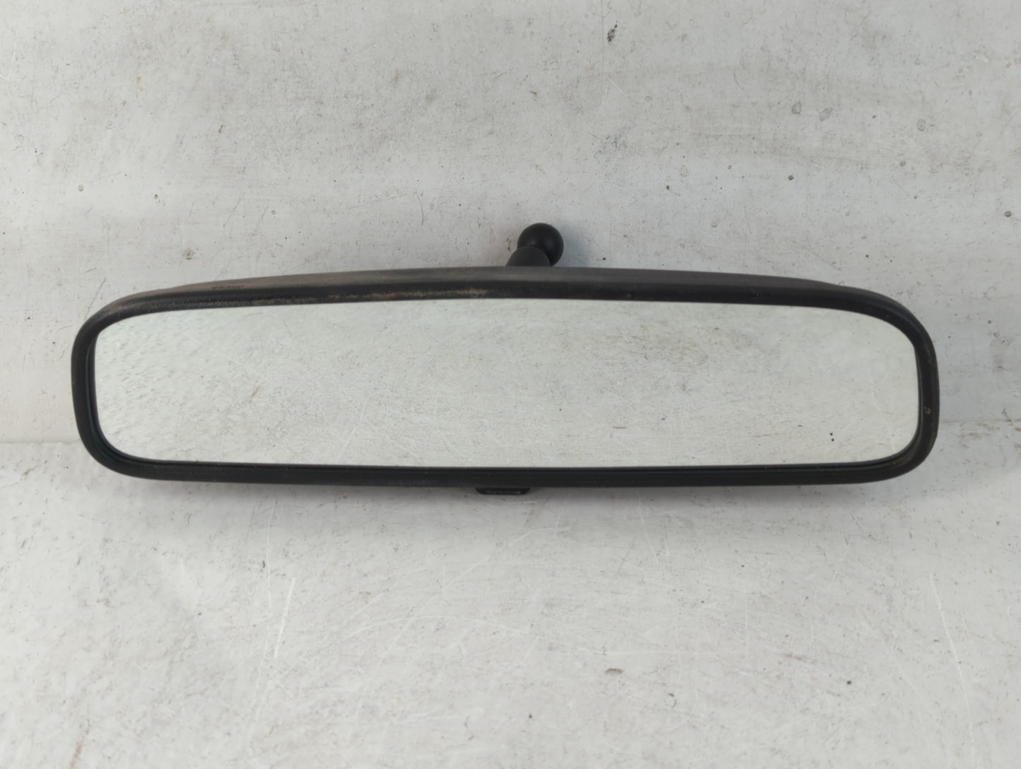 2013-2020 Hyundai Elantra Interior Rear View Mirror Replacement OEM P/N:E4012143 Fits OEM Used Auto Parts - Oemusedautoparts