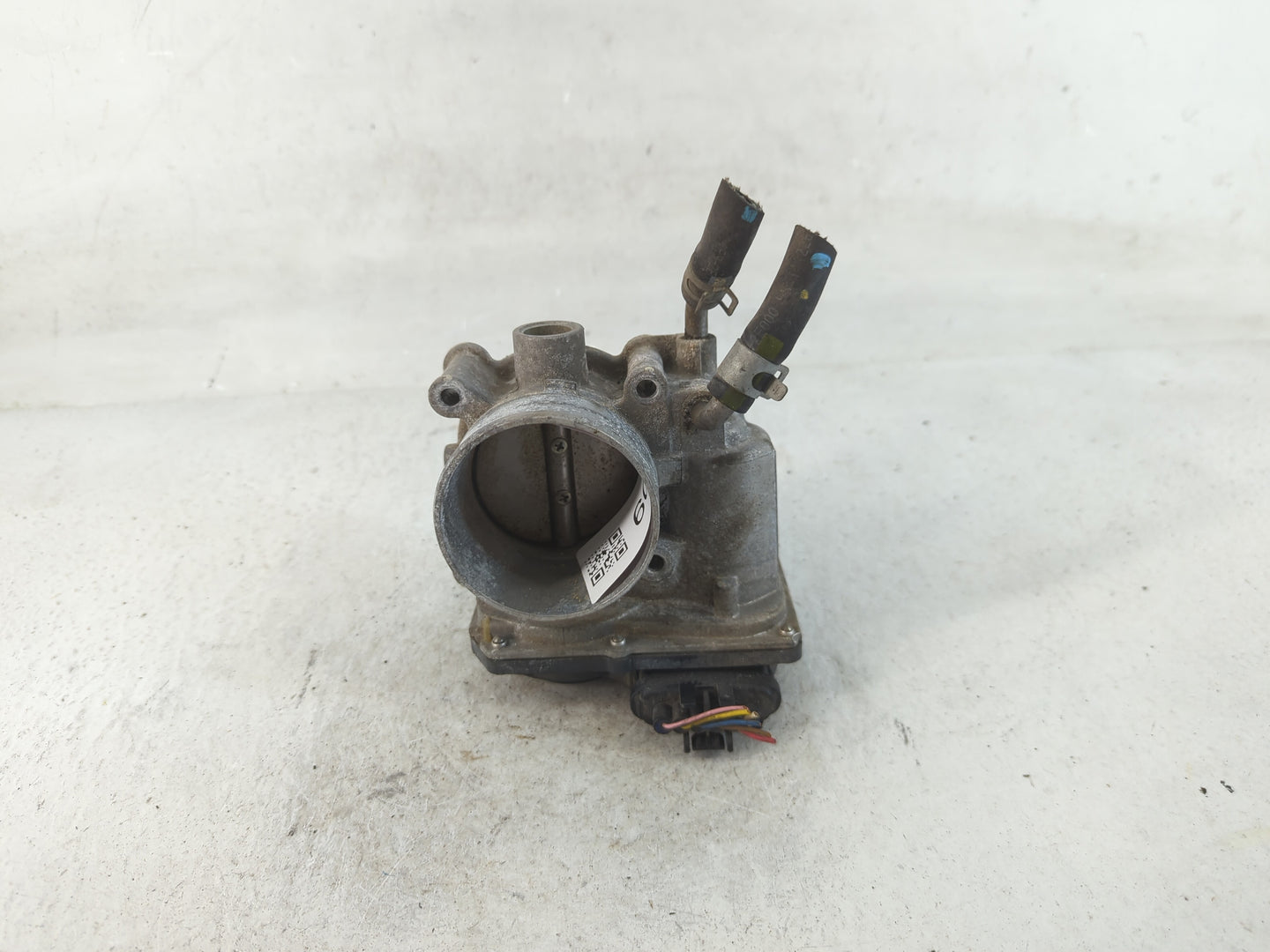 2011-2020 Hyundai Elantra Throttle Body P/N:35100-2E000 Fits Fits 2011 2012 2013 2014 2015 2016 2017 2018 2019 2020 2021 OEM