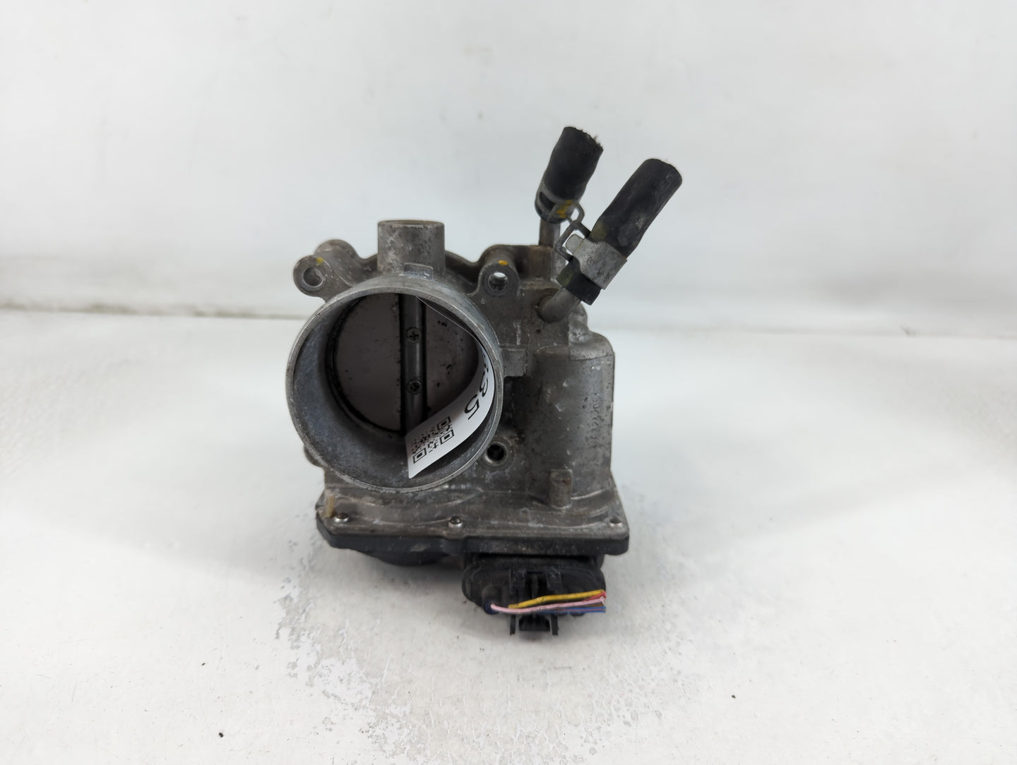 2011-2020 Hyundai Elantra Throttle Body P/N:5323 3S25 Fits Fits 2011 2012 2013 2014 2015 2016 2017 2018 2019 2020 2021 OEM U