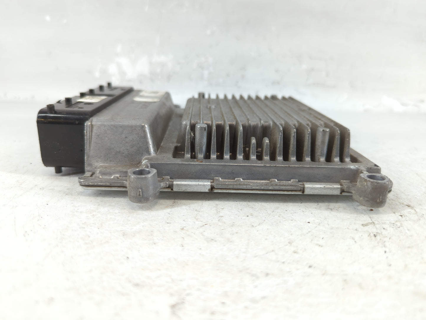 2014-2016 Hyundai Elantra PCM Engine Control Computer ECU ECM PCU OEM P/N:39101-2EMB6 39100-2EMB6 Fits Fits 2014 2015 2016 O