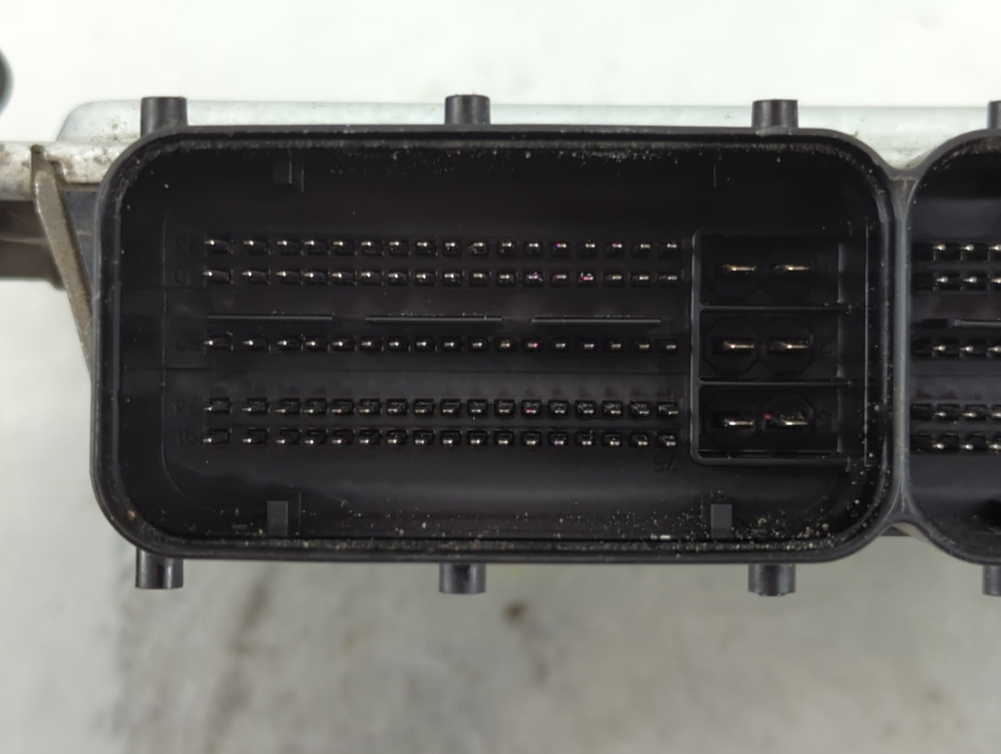 2014-2016 Hyundai Elantra PCM Engine Control Computer ECU ECM PCU OEM P/N:39103-2EML6 39102-2EML6 Fits Fits 2014 2015 2016 O