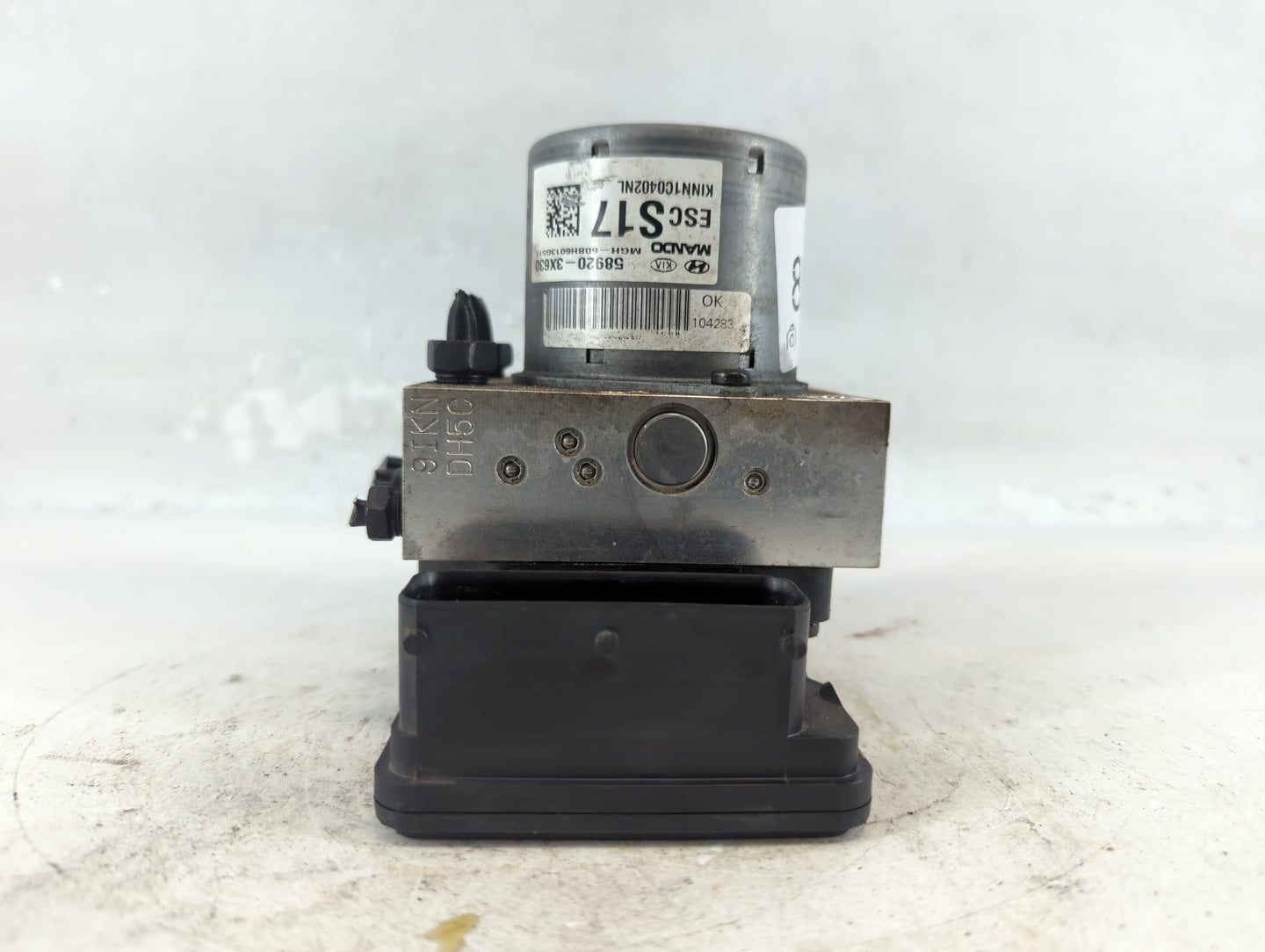 2014-2016 Hyundai Elantra ABS Pump Control Module Replacement P/N:58920-3X630 Fits Fits 2014 2015 2016 OEM Used Auto Parts -