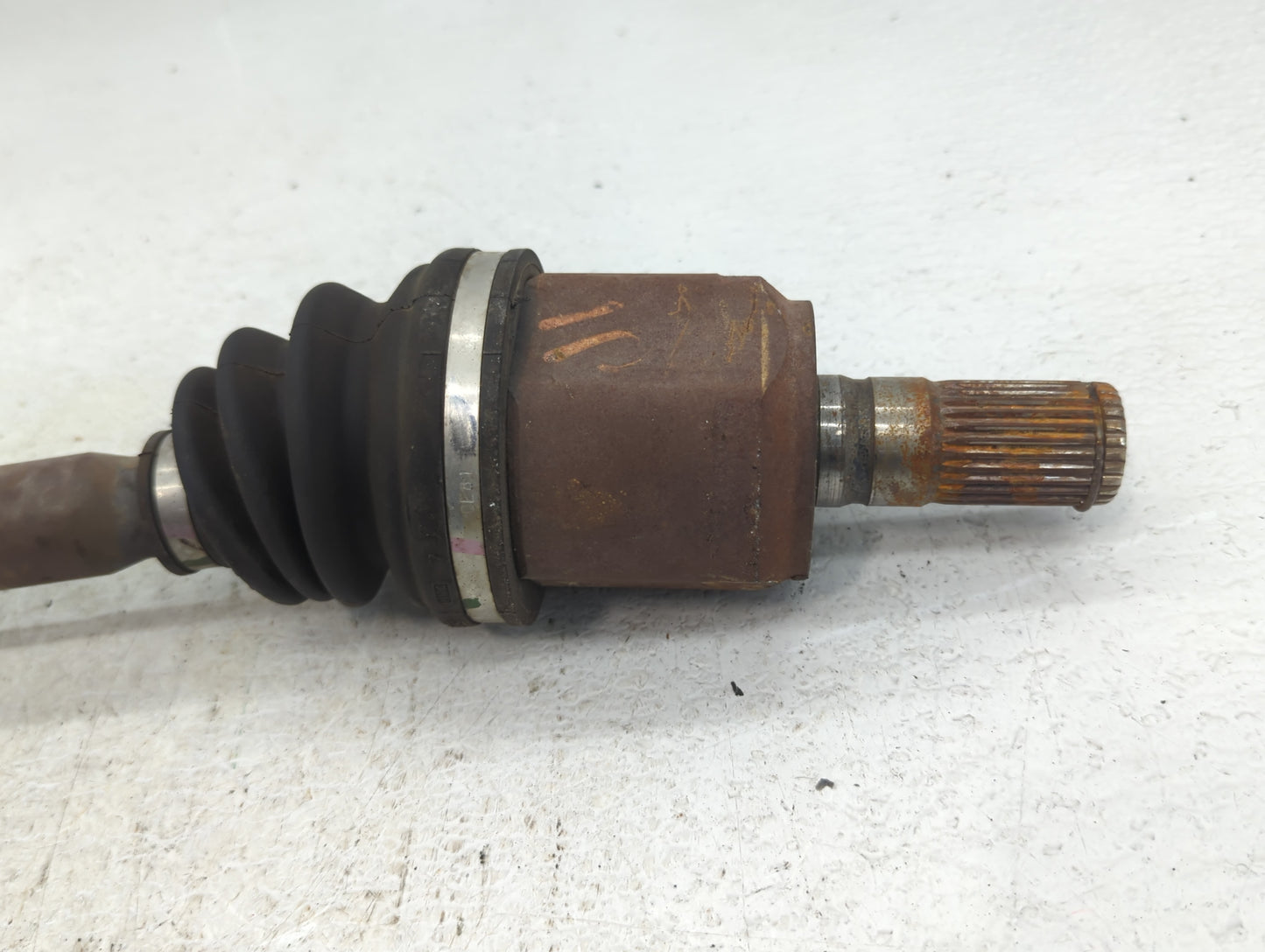 2011-2016 Hyundai Elantra Axle Shaft Front Driver Cv C/v - Oemusedautoparts1.com