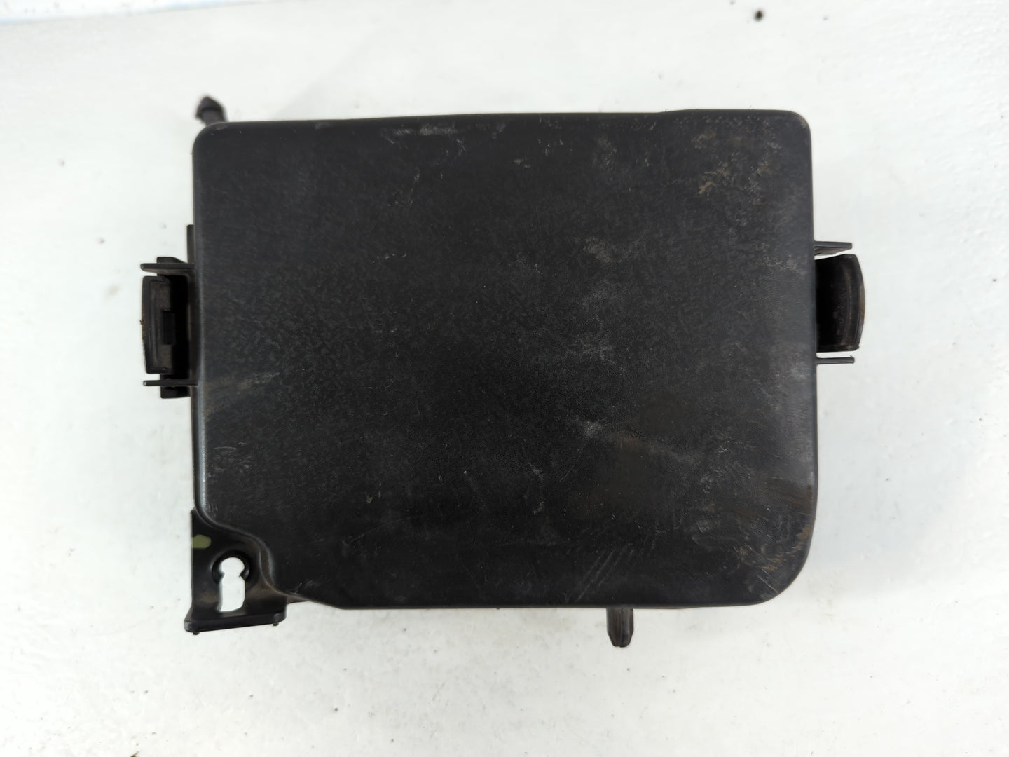 2014-2016 Hyundai Elantra Fusebox Fuse Box Panel Relay Module P/N:91951-3X710 Fits Fits 2014 2015 2016 OEM Used Auto Parts -
