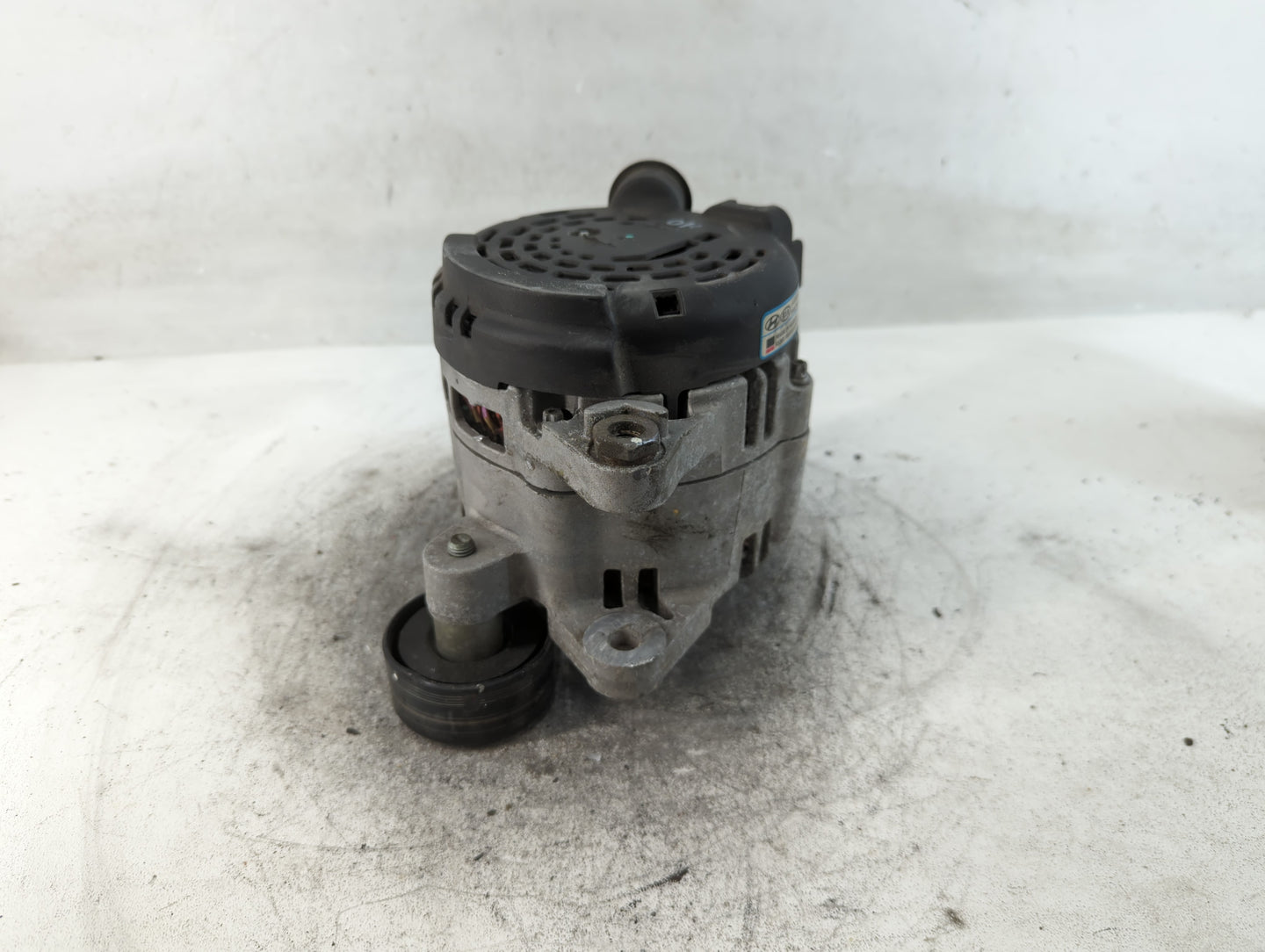 2016 Hyundai Elantra Alternator Replacement Generator Charging Assembly Engine OEM P/N:8400367 37300-2E720 Fits OEM Used Aut