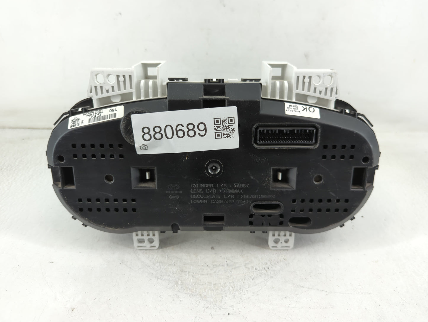 2014-2016 Hyundai Elantra Instrument Cluster Speedometer Gauges P/N:94004-3X210 Fits Fits 2014 2015 2016 OEM Used Auto Parts