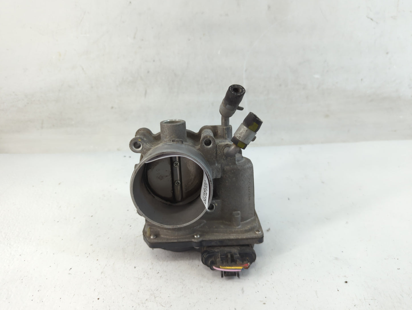 2011-2020 Hyundai Elantra Throttle Body P/N:35100-2E000 Fits Fits 2011 2012 2013 2014 2015 2016 2017 2018 2019 2020 2021 OEM