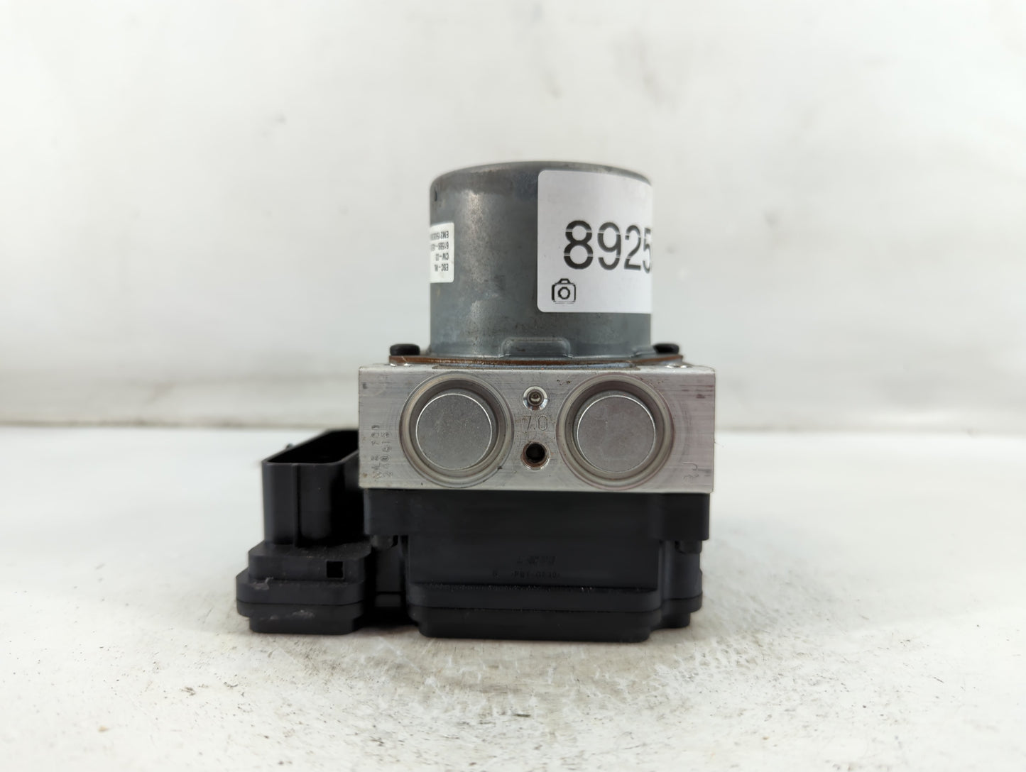 2016-2017 Hyundai Elantra ABS Pump Control Module Replacement P/N:58920-A5230 A5589-20800 Fits Fits 2016 2017 OEM Used Auto 